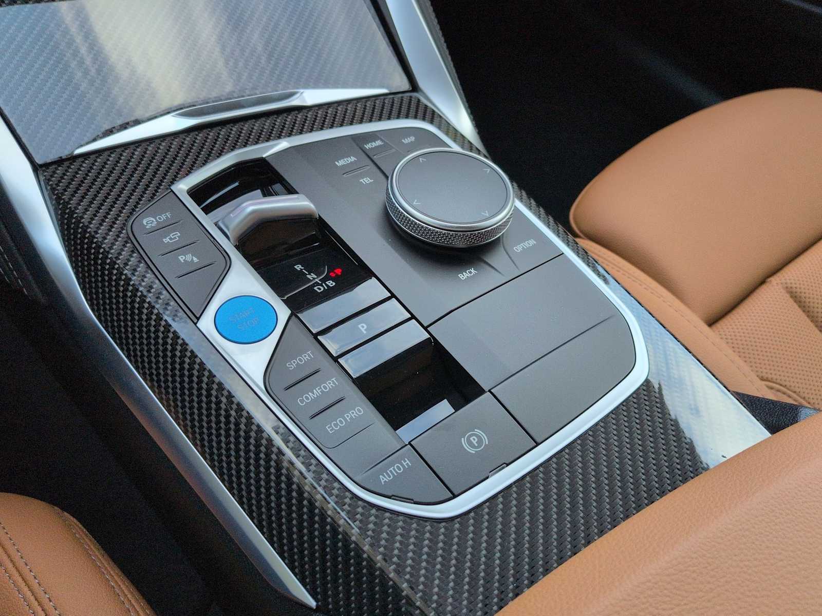 Thumbnail: 2026 BMW i4 - 35