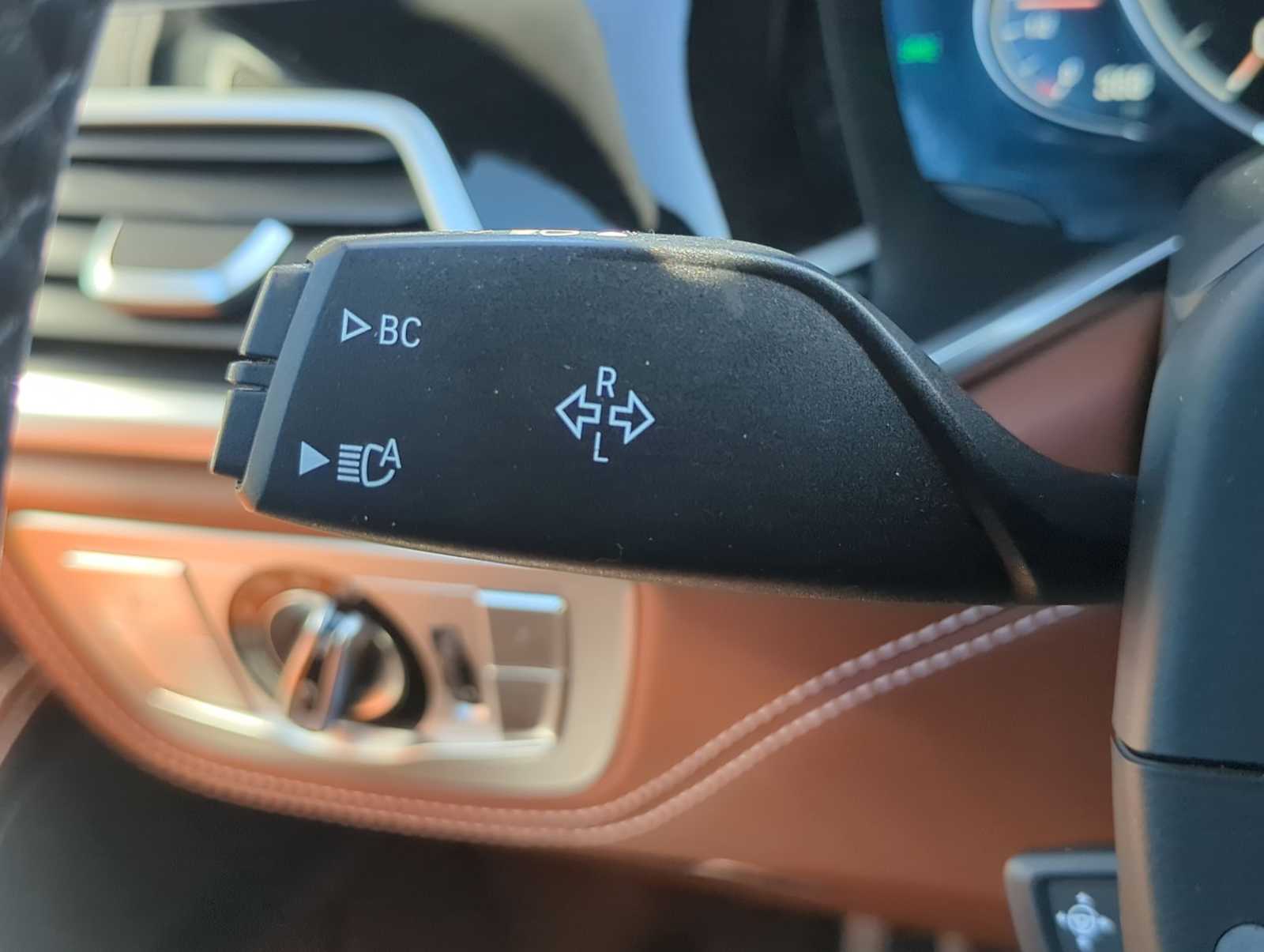 Thumbnail: 2018 BMW 7 Series - 28