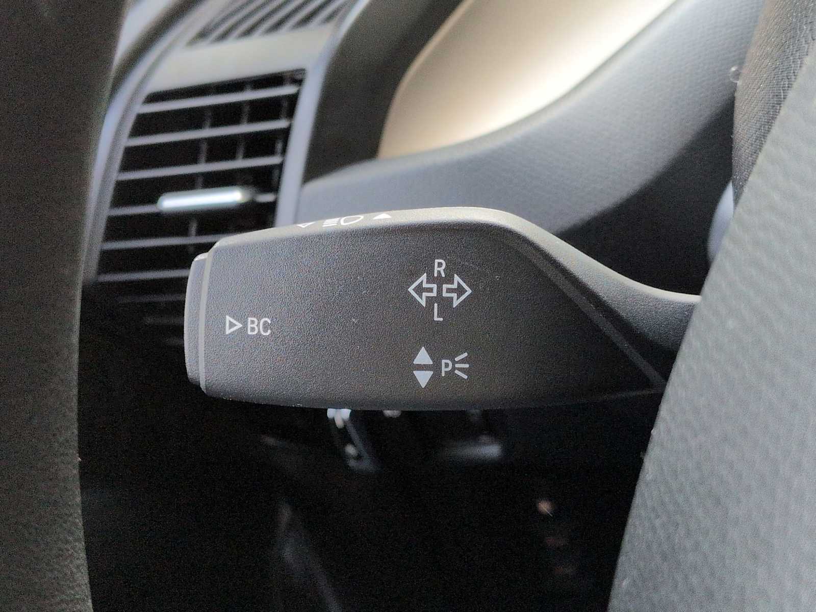 Thumbnail: 2016 BMW i3 - 26