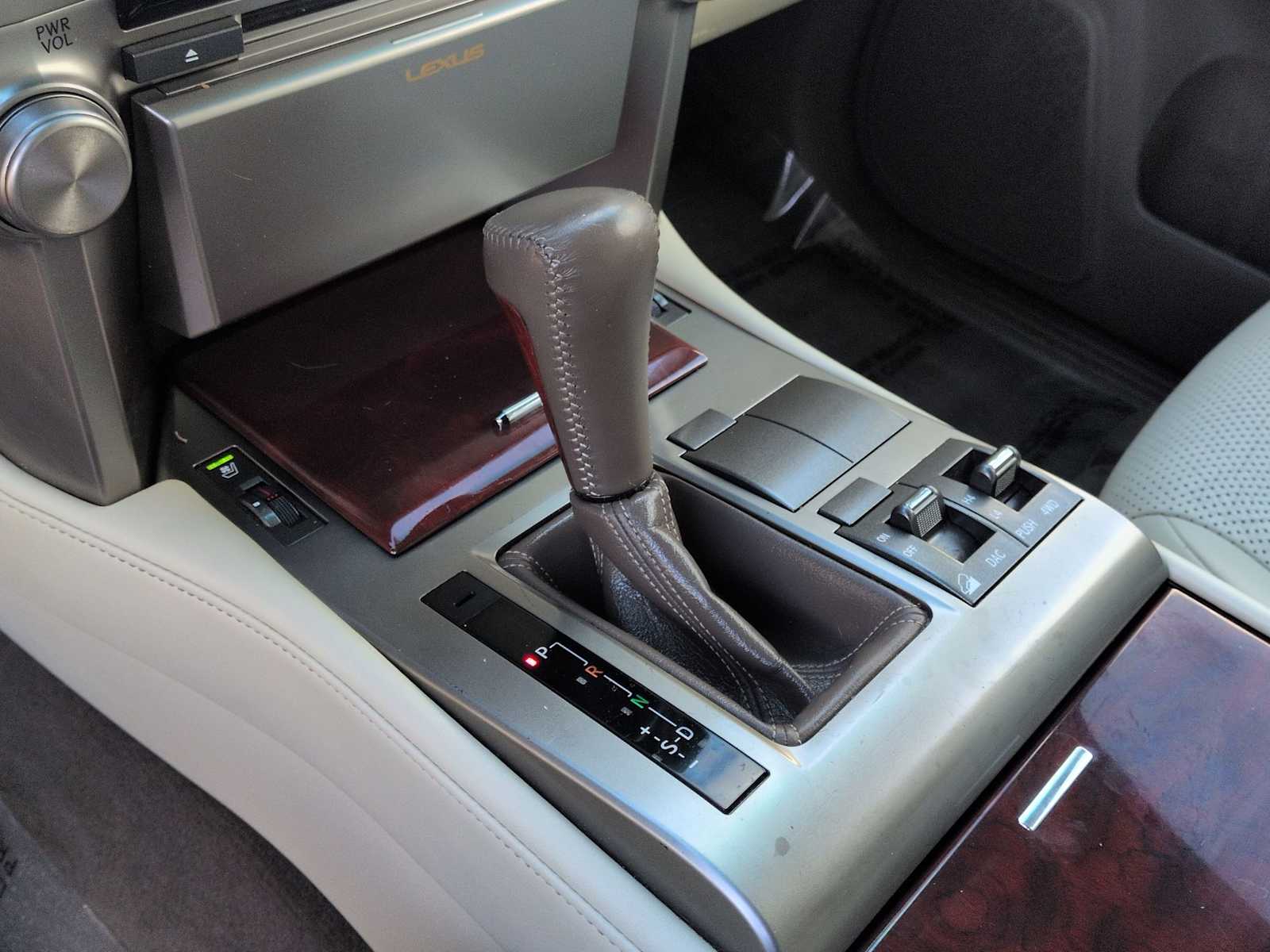 Thumbnail: 2012 Lexus GX - 34