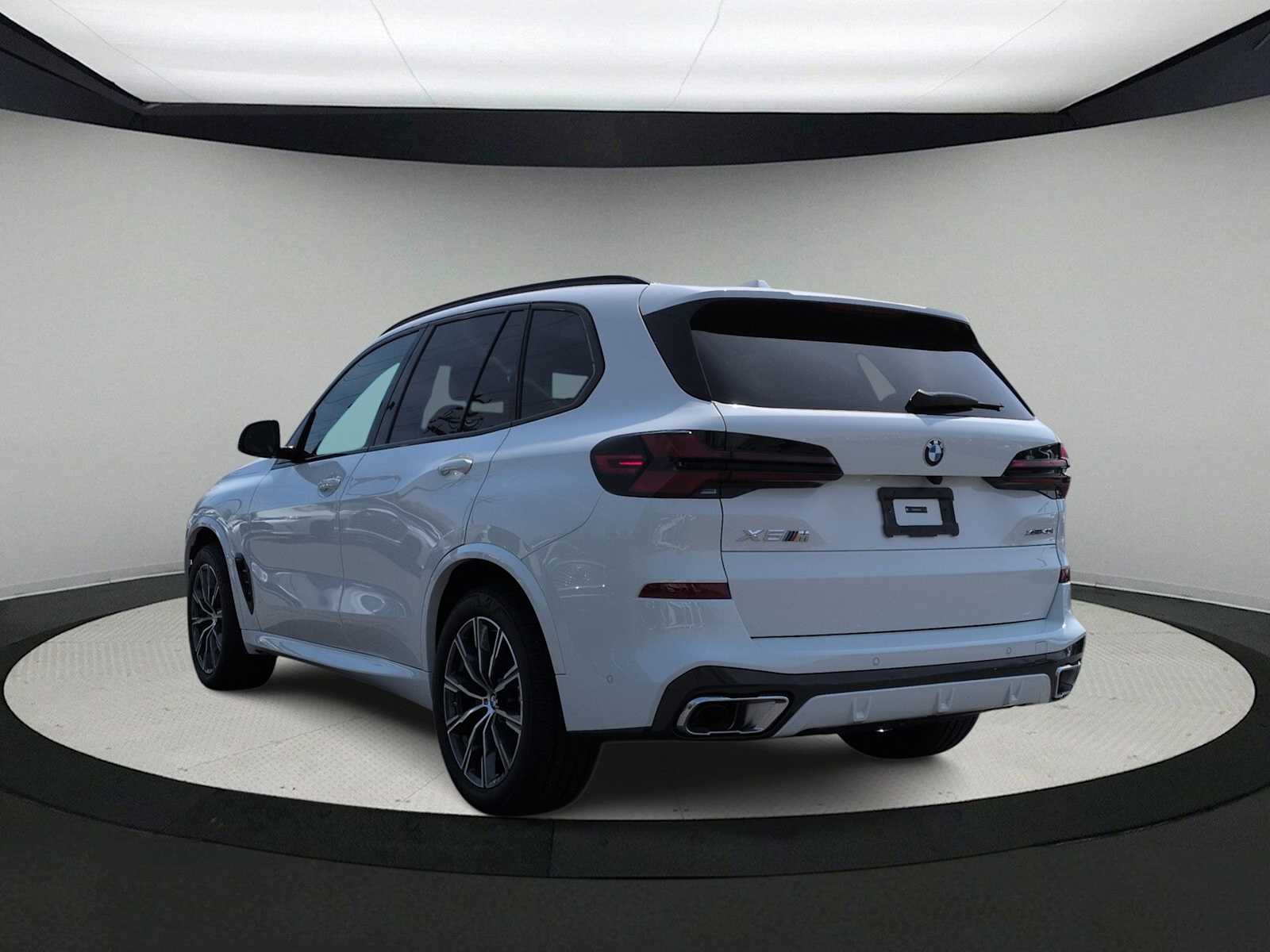Thumbnail: 2026 BMW X5 - 5