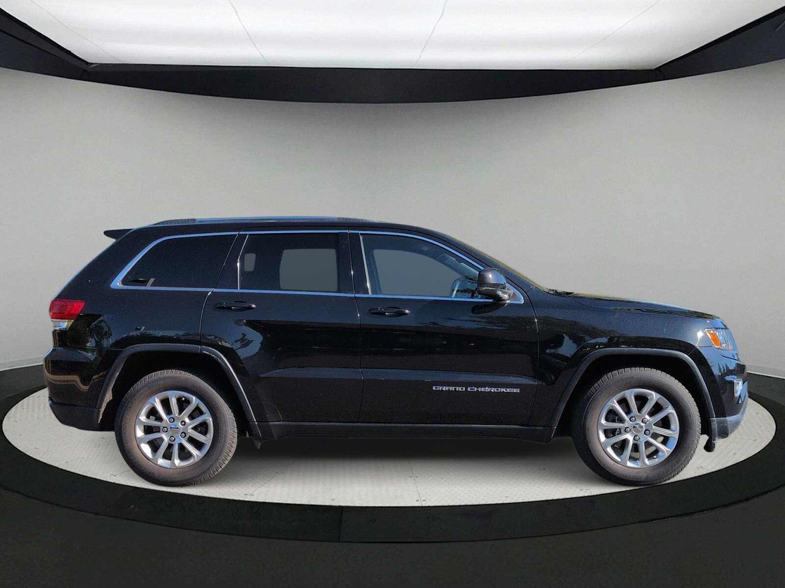 Thumbnail: 2014 Jeep Grand Cherokee - 9