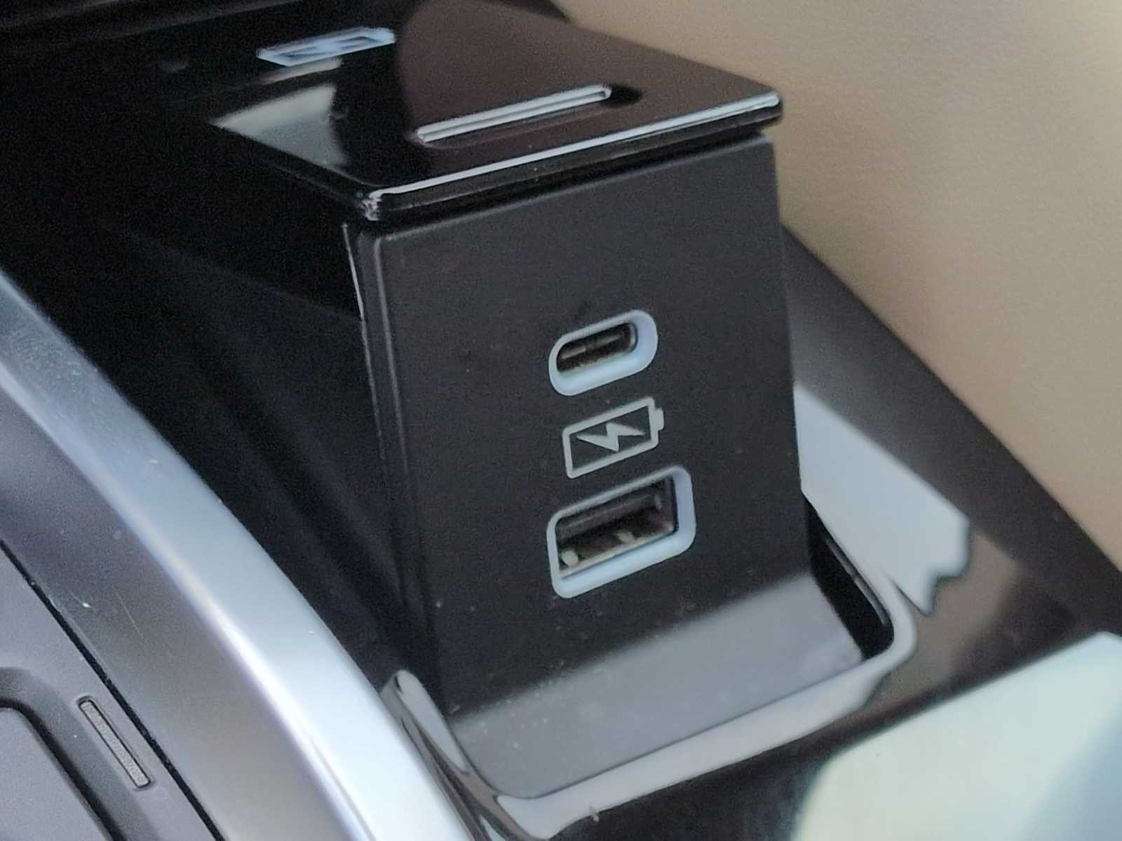 Thumbnail: 2022 Acura MDX - 34