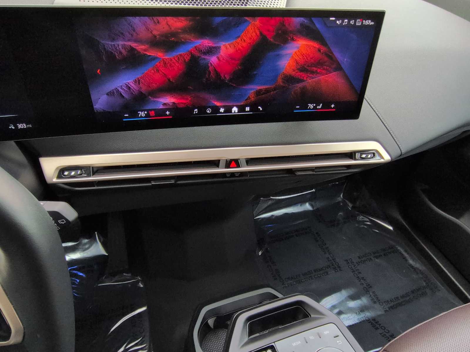 Thumbnail: 2025 BMW iX - 29