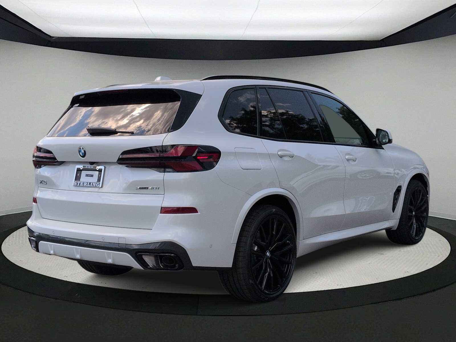 Thumbnail: 2026 BMW X5 - 8