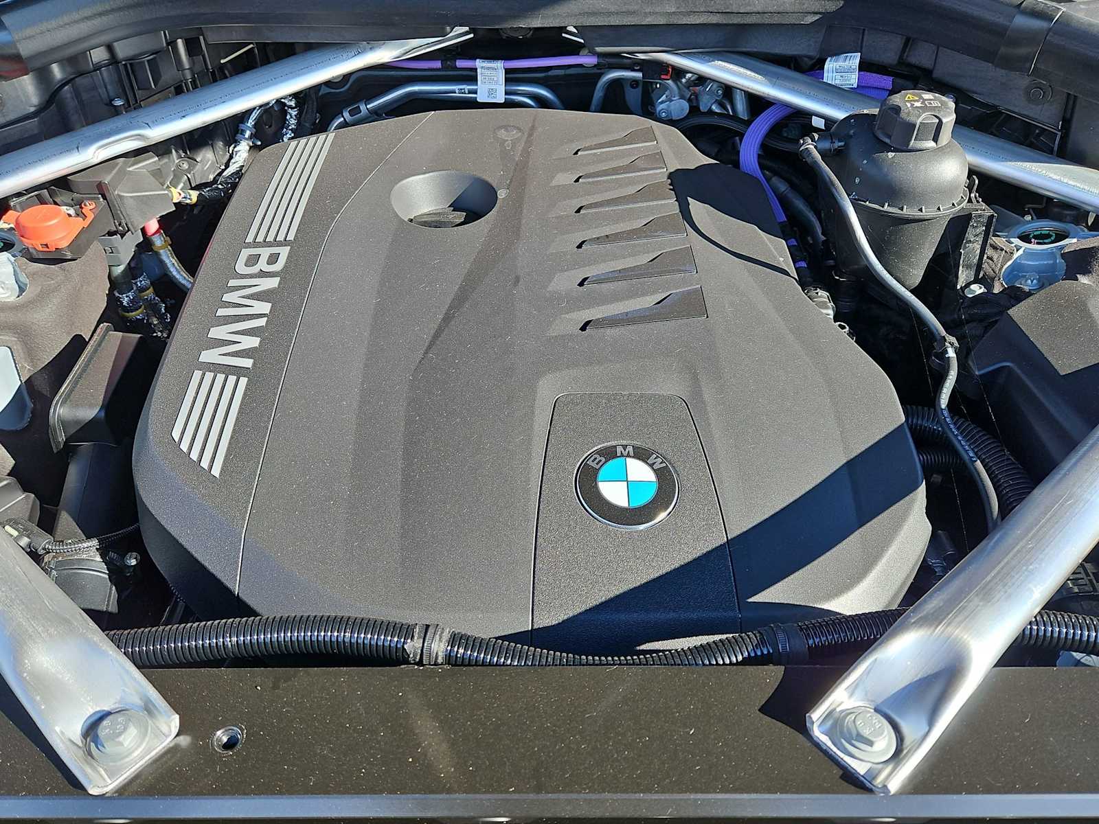 Thumbnail: 2026 BMW X7 - 14