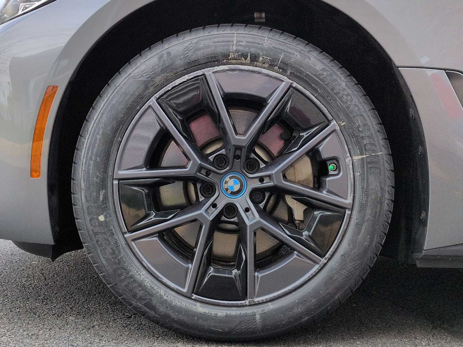 Thumbnail: 2023 BMW i4 - 14