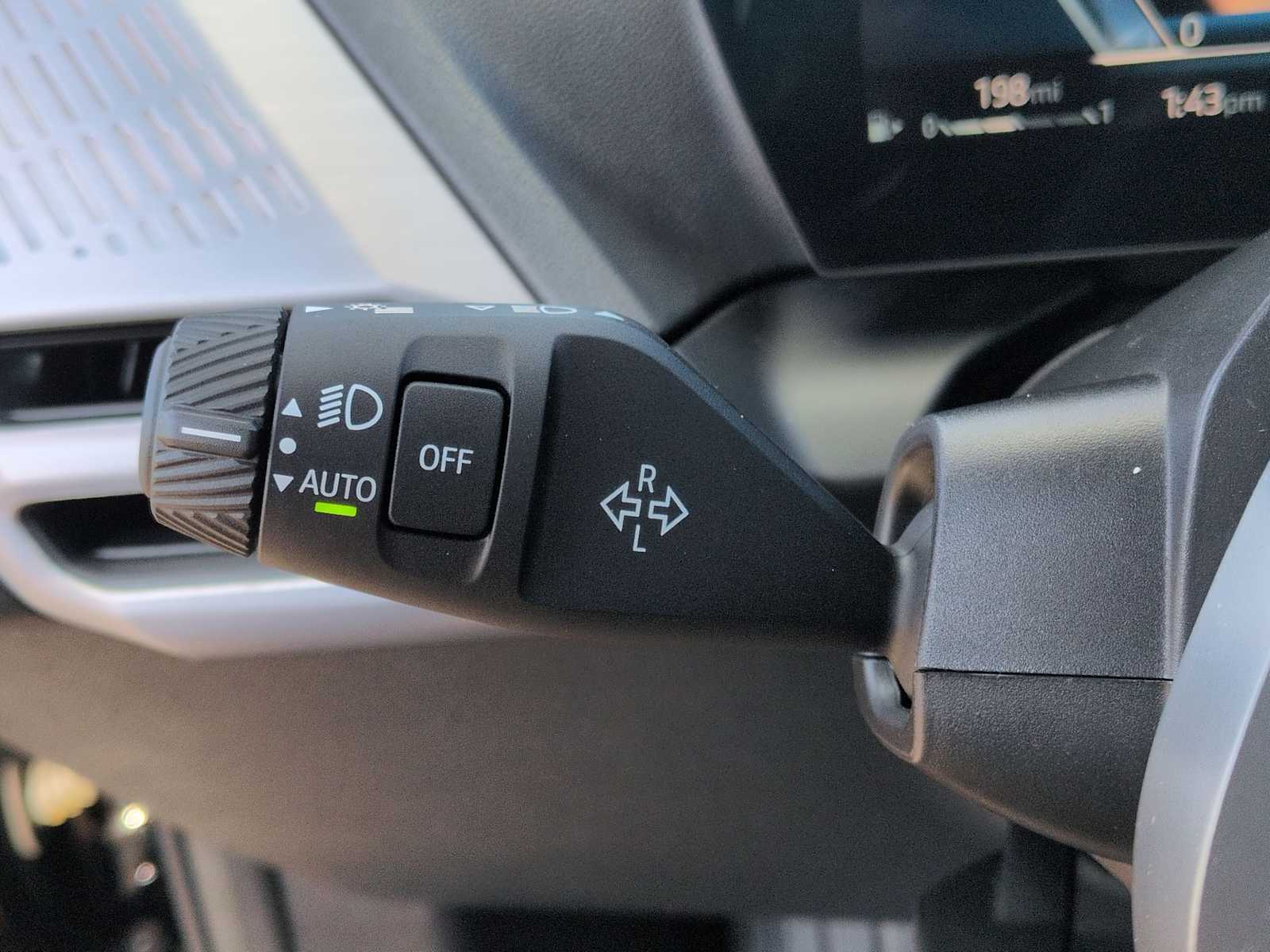 Thumbnail: 2025 BMW 2 Series - 27