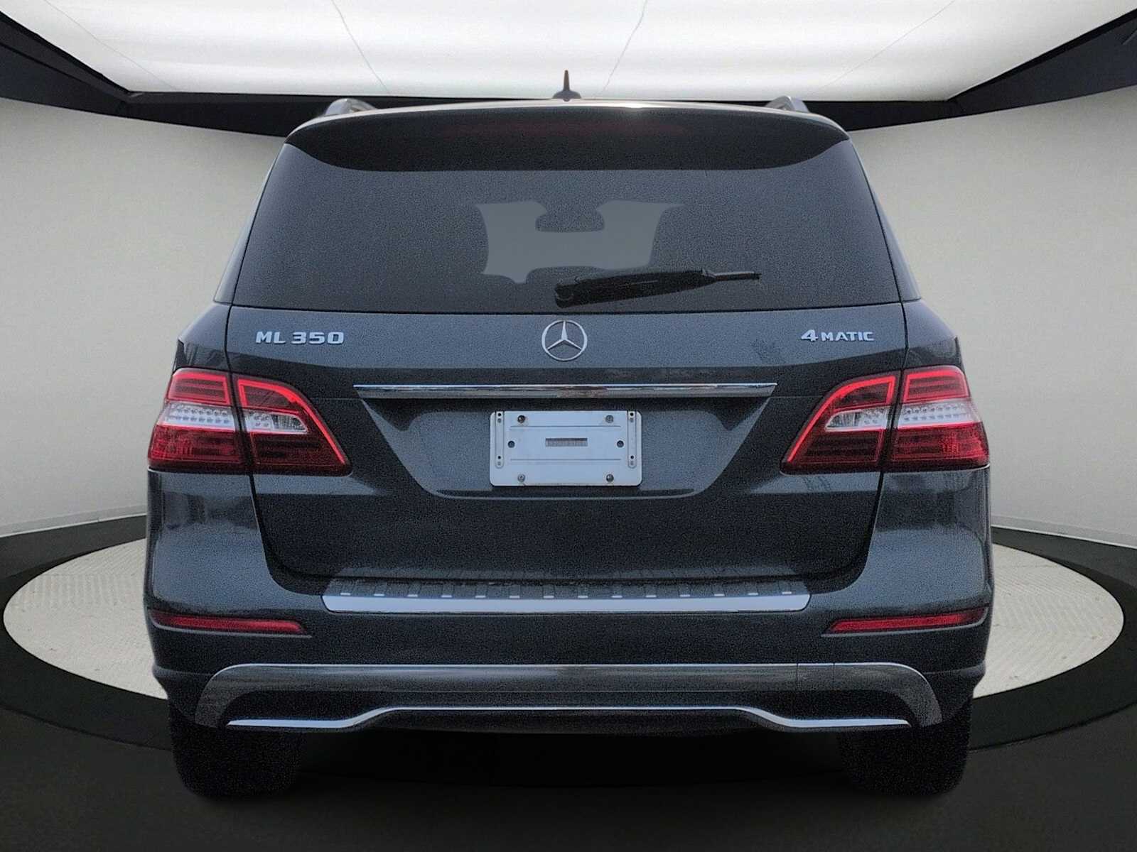 Thumbnail: 2012 Mercedes-Benz M-Class - 7