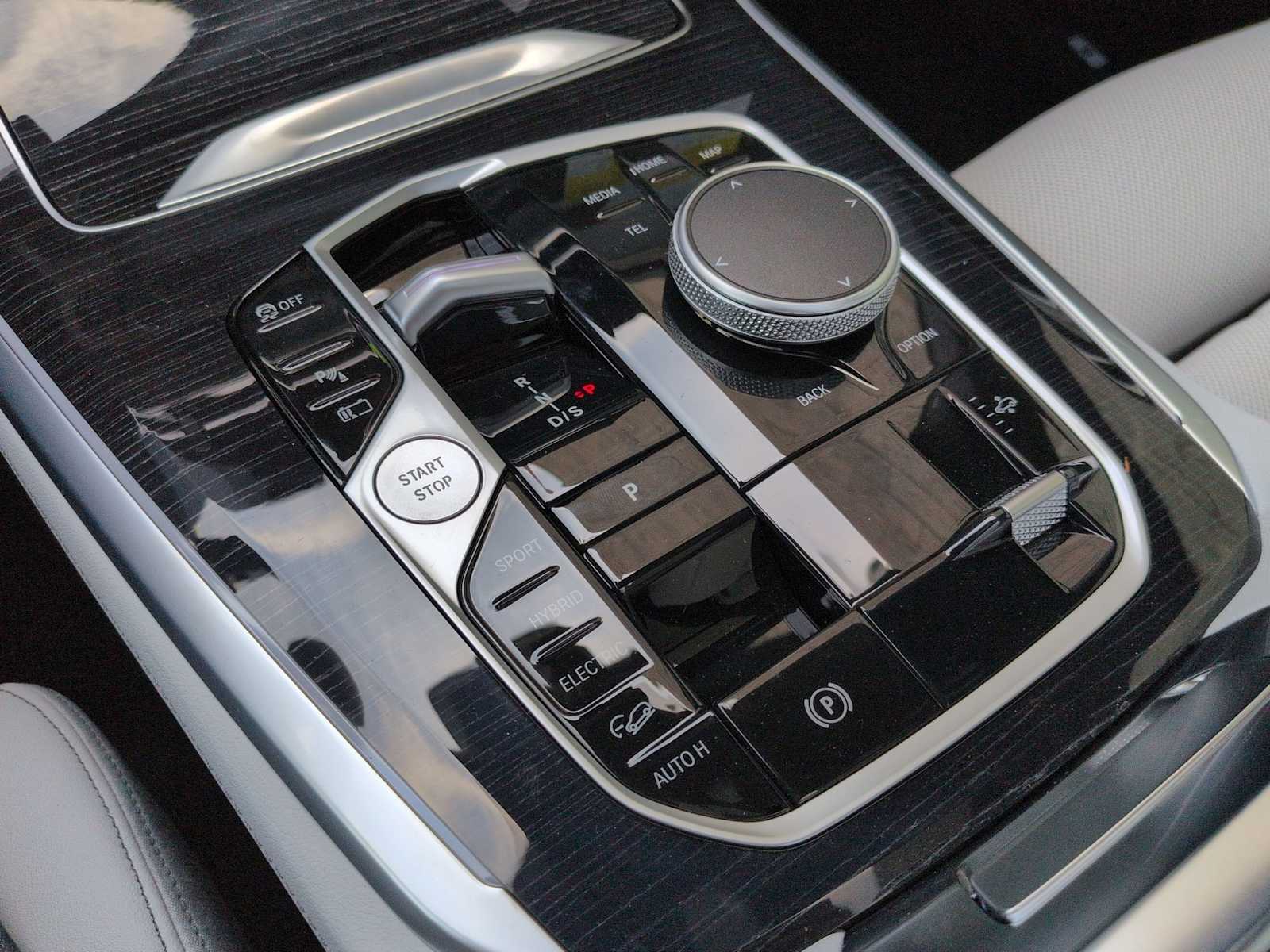Thumbnail: 2026 BMW X5 - 35
