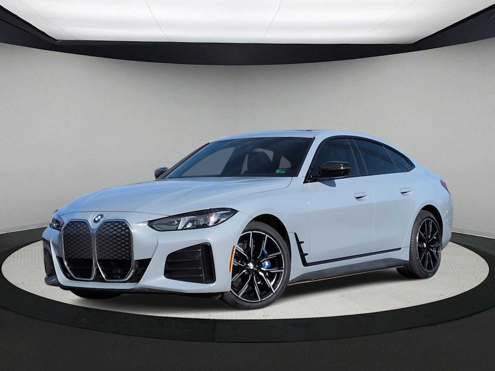 Thumbnail: 2025 BMW i4 - 1