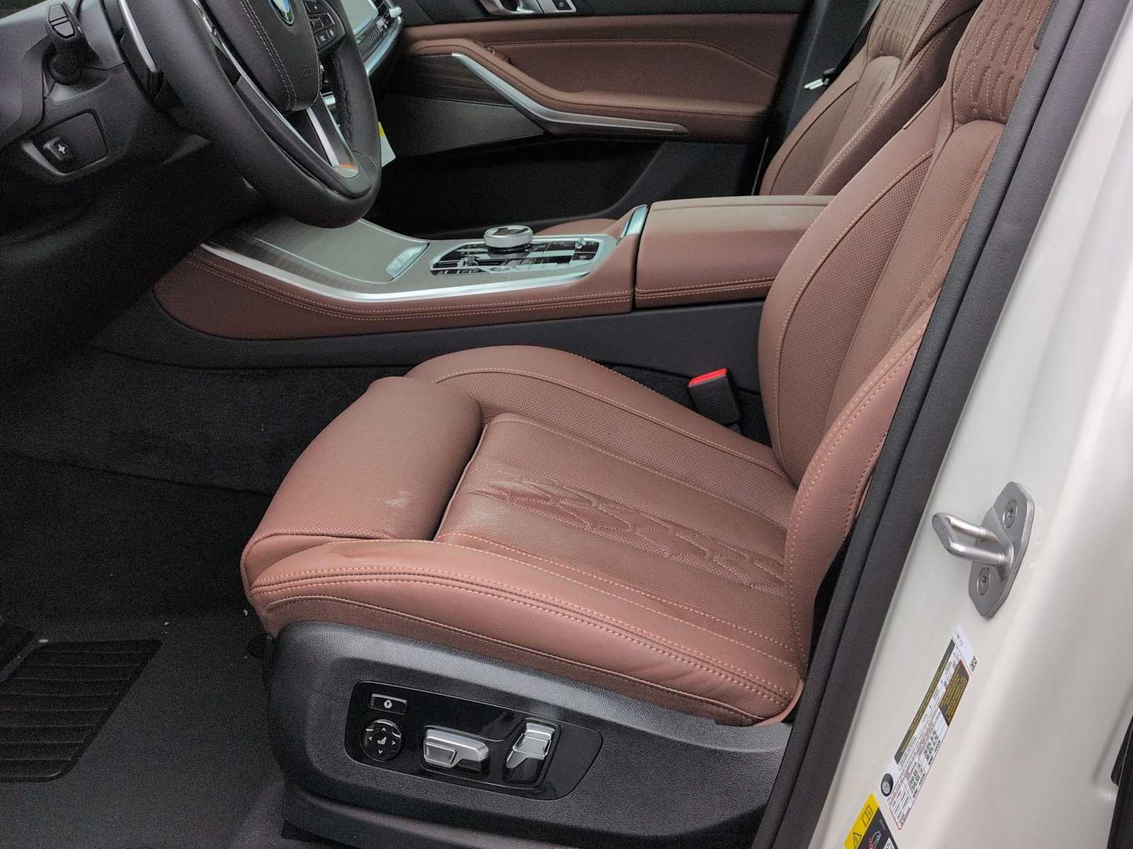 Thumbnail: 2026 BMW X5 - 17