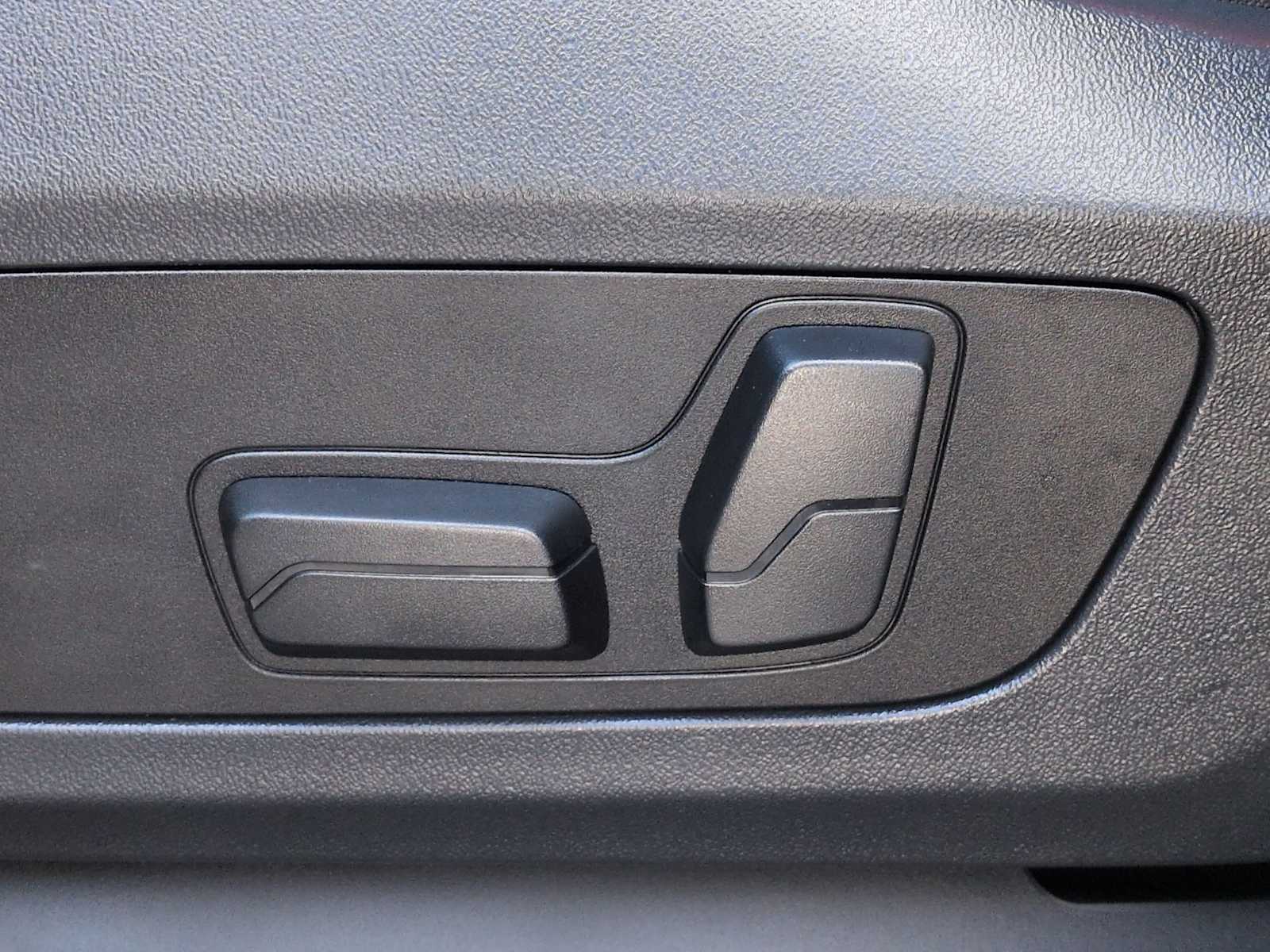 Thumbnail: 2025 BMW X1 - 16