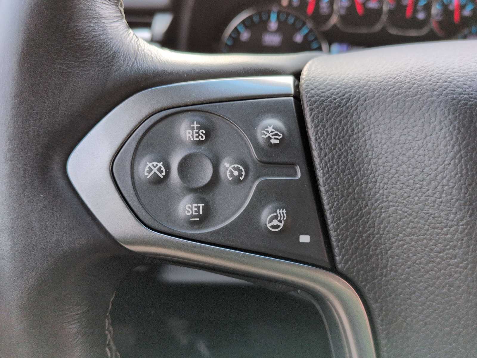 Thumbnail: 2018 Chevrolet Tahoe - 26