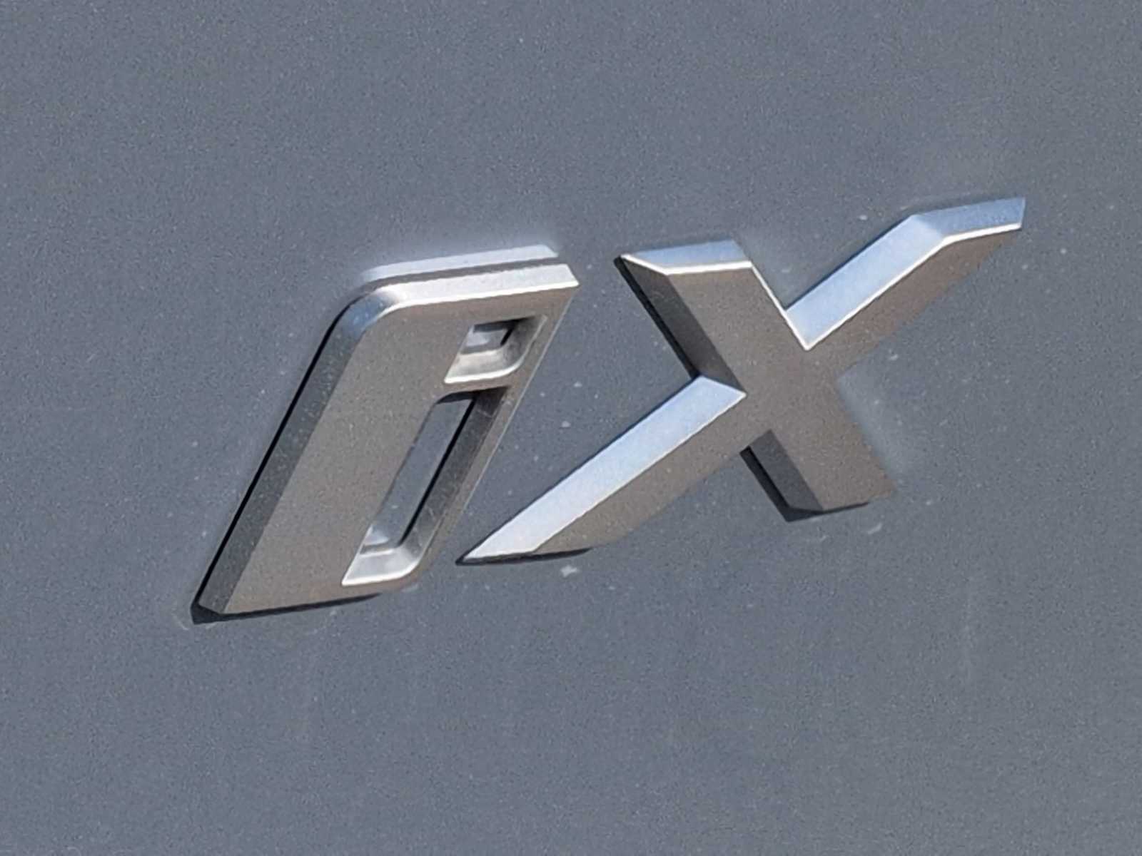 Thumbnail: 2026 BMW iX - 13