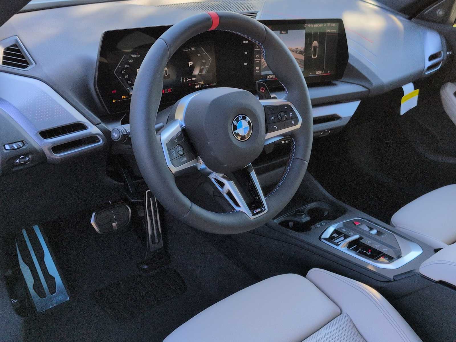 Thumbnail: 2026 BMW 2 Series - 10