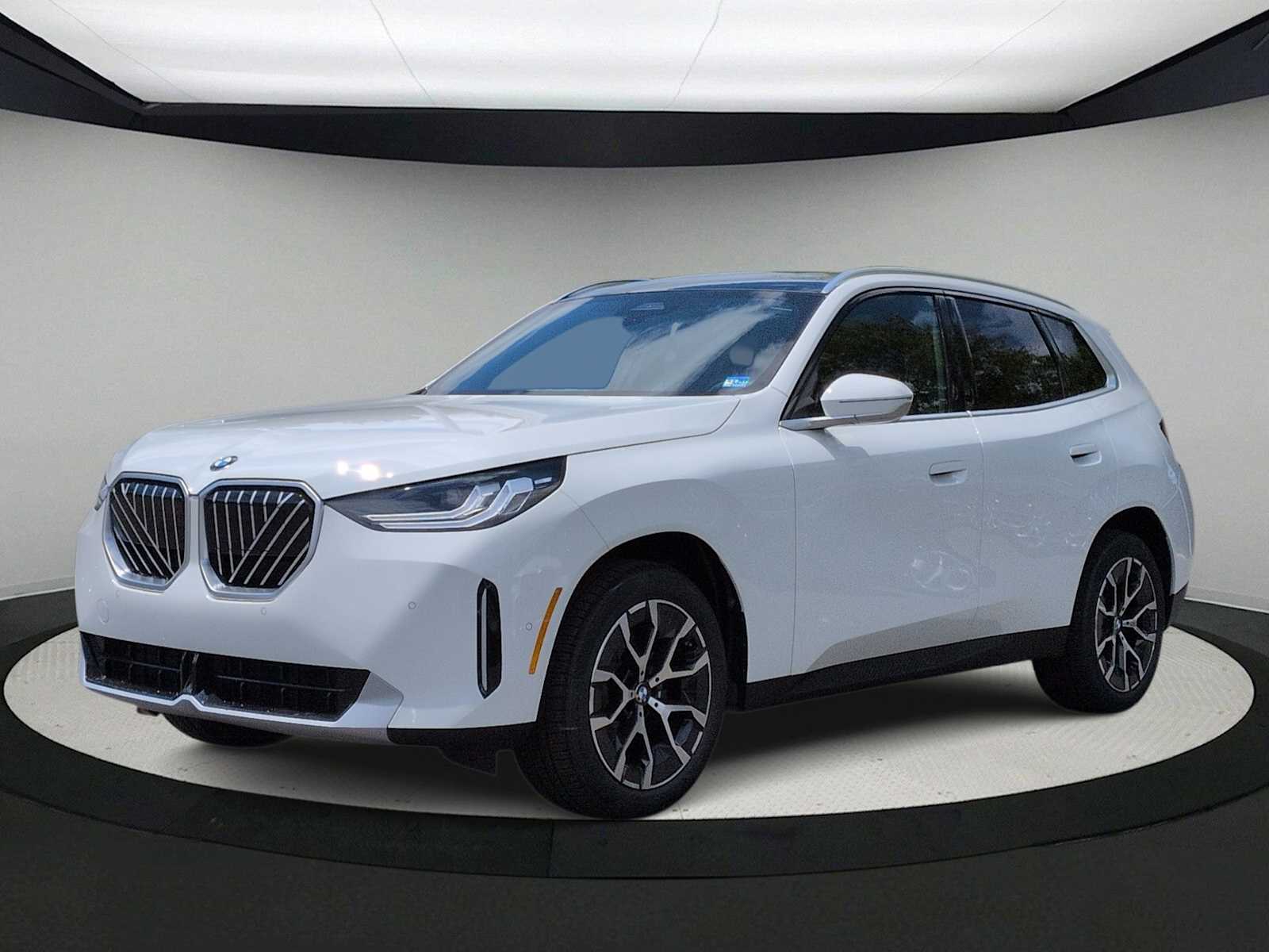 Thumbnail: 2026 BMW X3 - 4