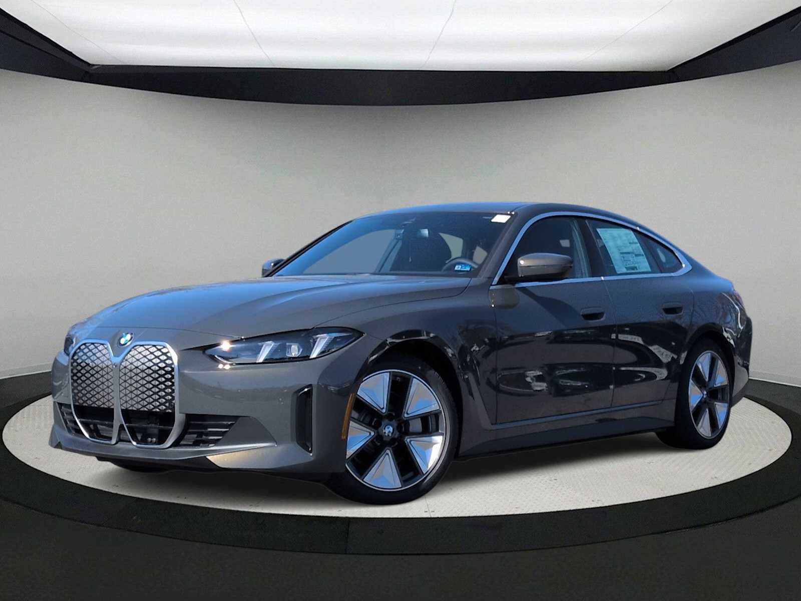 2026 BMW i4 40