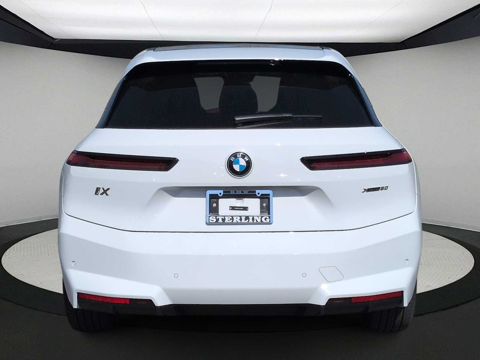 Thumbnail: 2026 BMW iX - 7