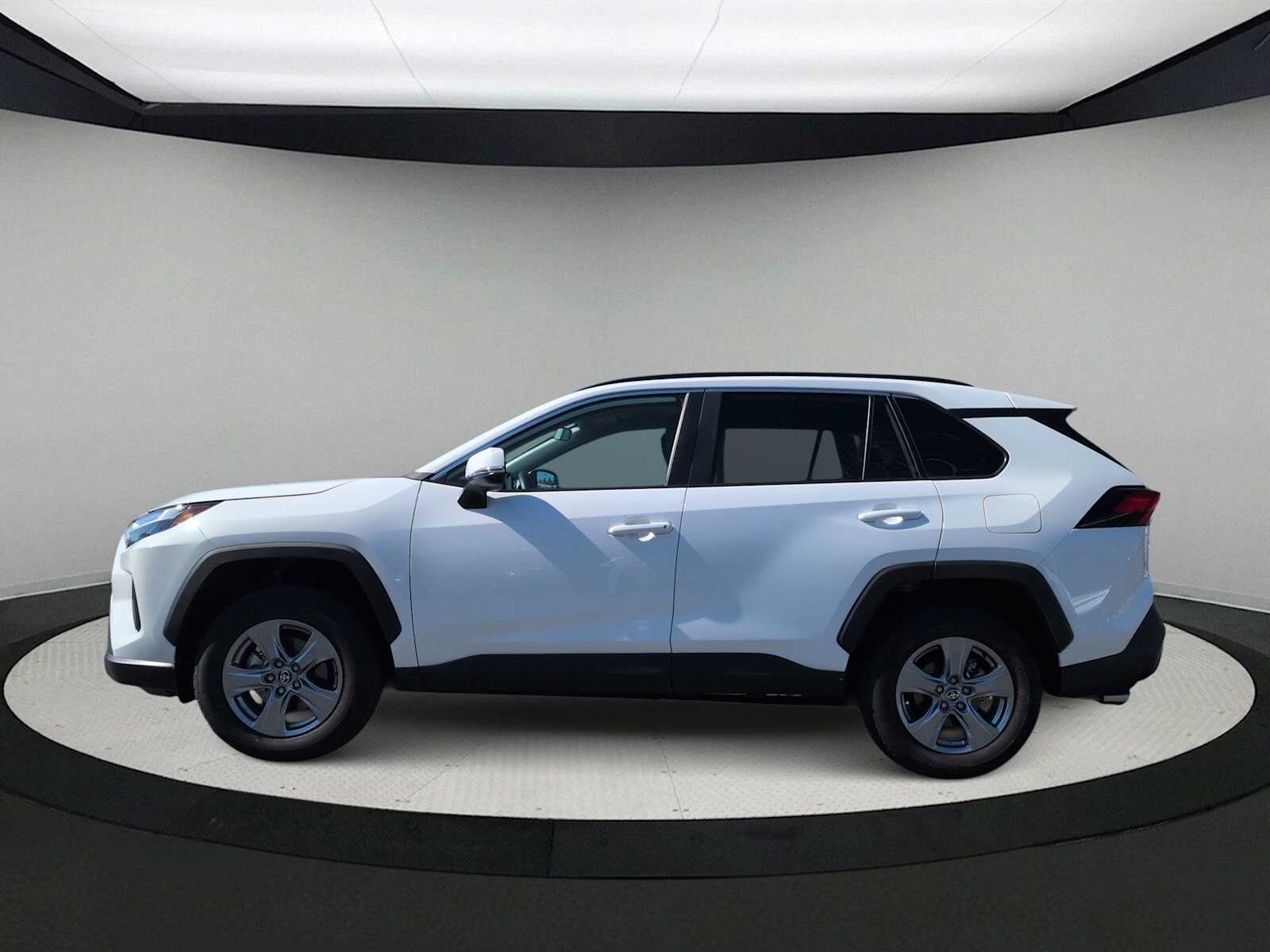 Thumbnail: 2025 Toyota RAV4 - 5