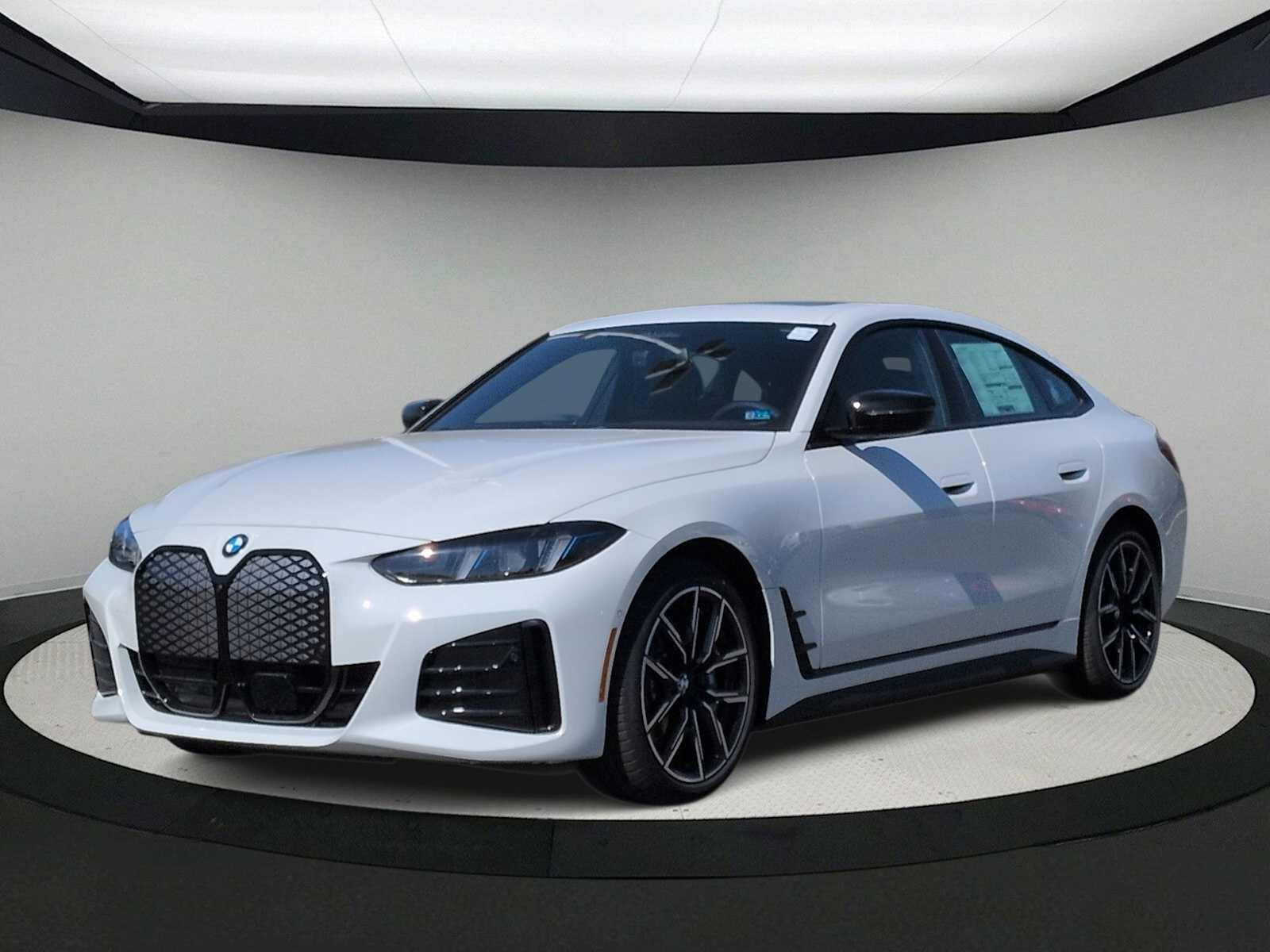 Thumbnail: 2026 BMW i4 - 4