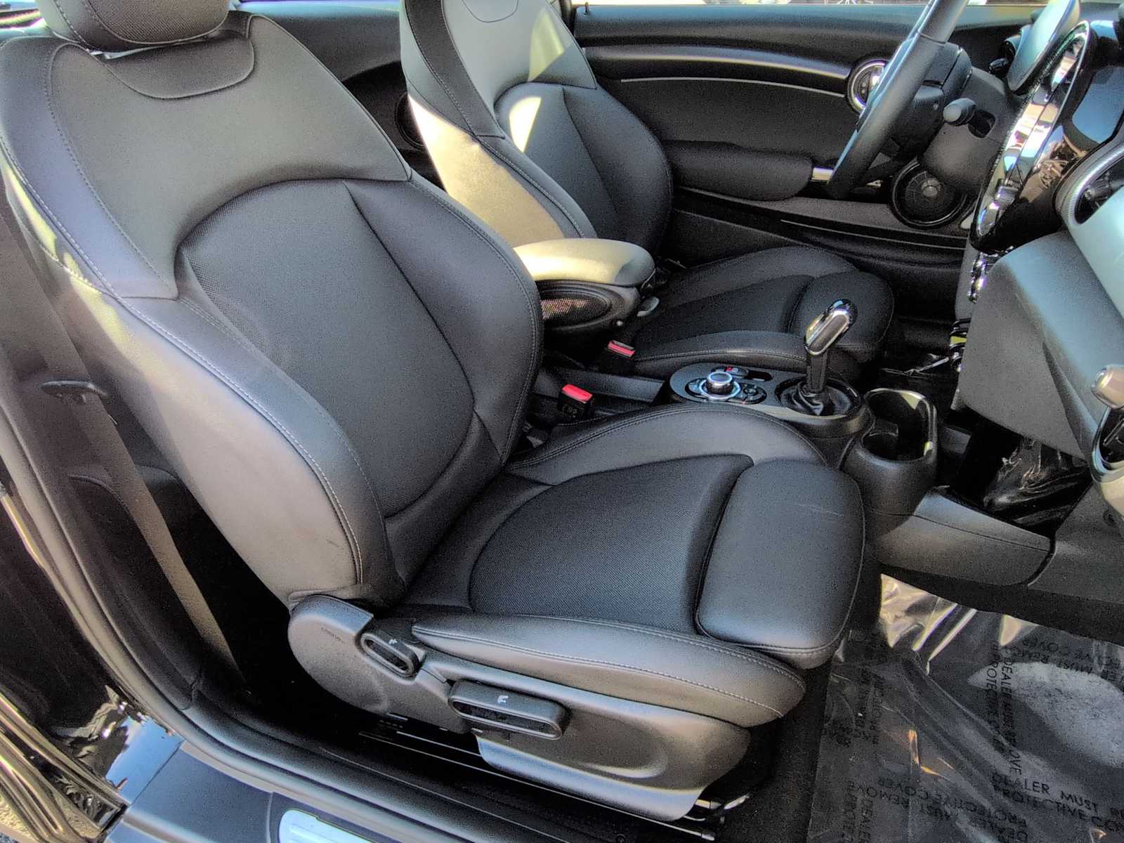 Thumbnail: 2024 MINI Cooper Hardtop - 21