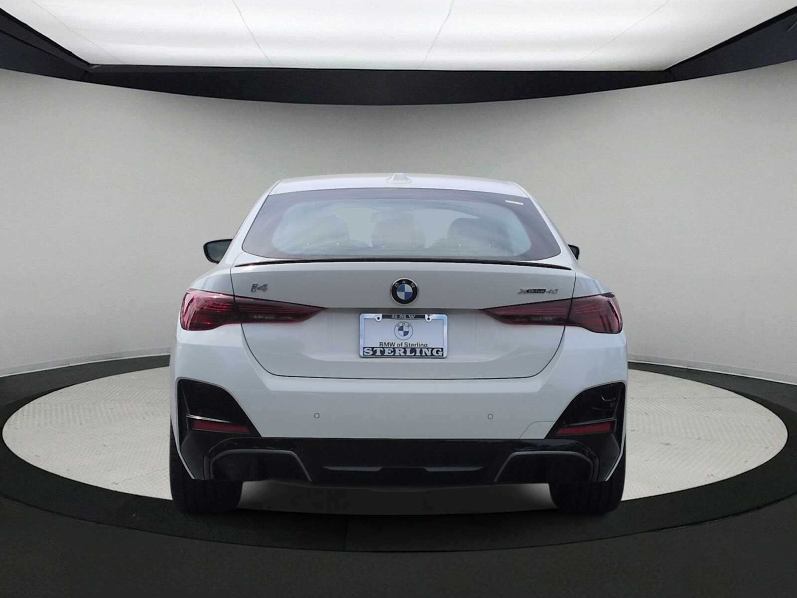 Thumbnail: 2026 BMW i4 - 7