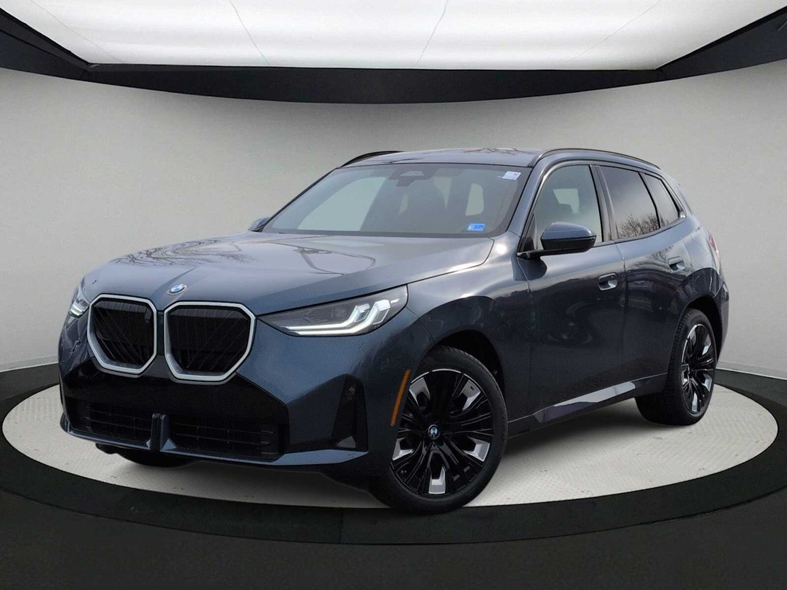 Thumbnail: 2026 BMW X3 - 1