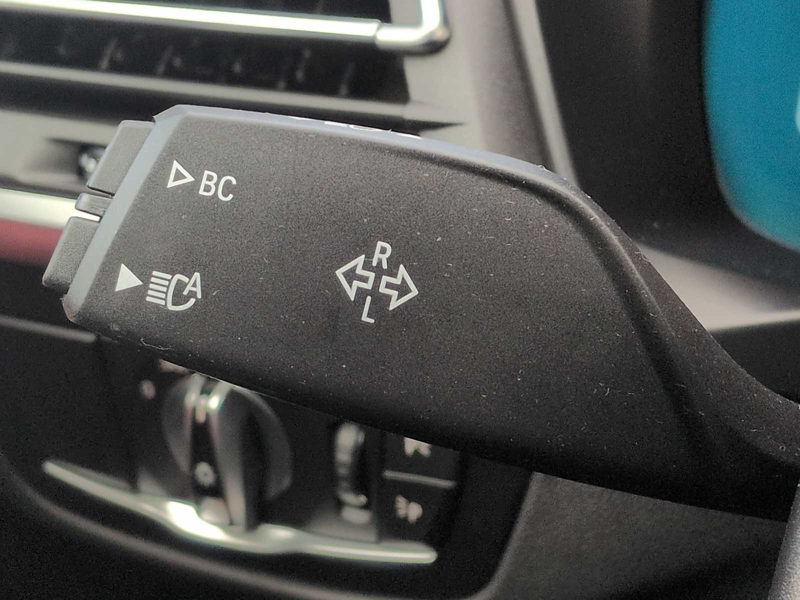 Thumbnail: 2023 BMW X4 - 27