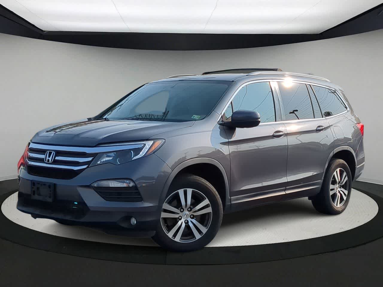 Thumbnail: 2016 Honda Pilot - 1