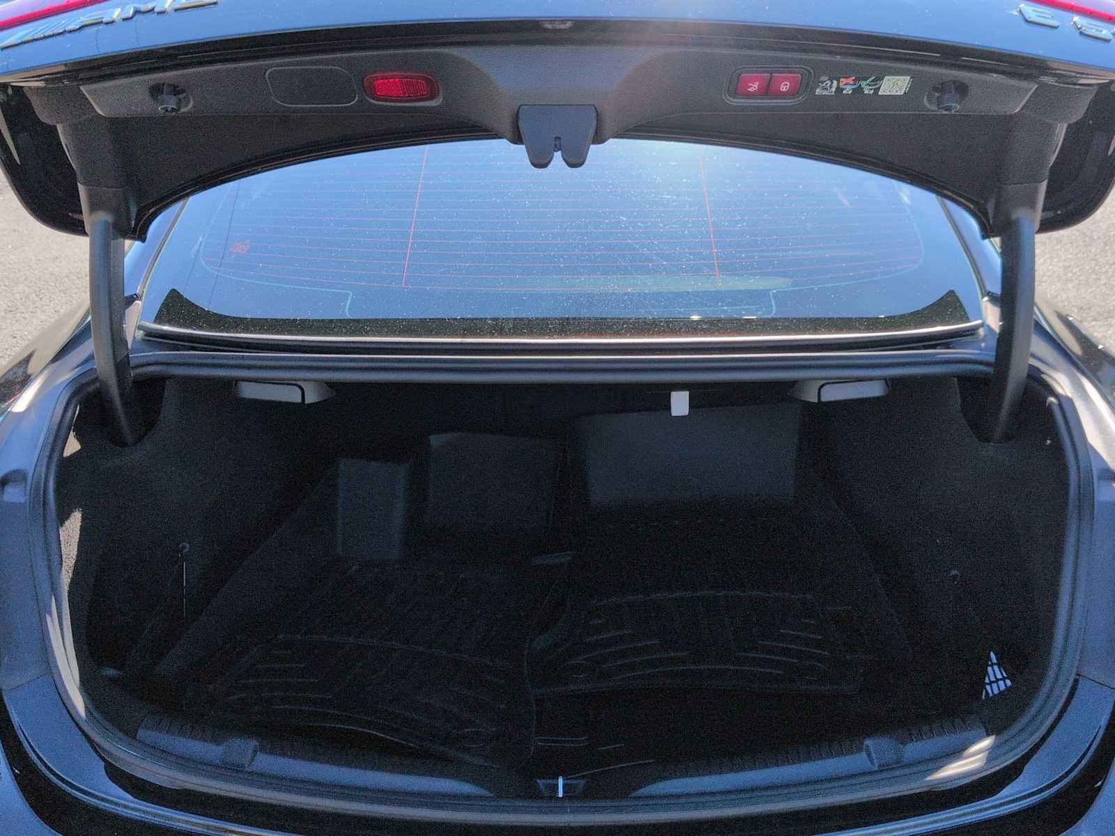 Thumbnail: 2023 Mercedes-Benz E-Class - 36