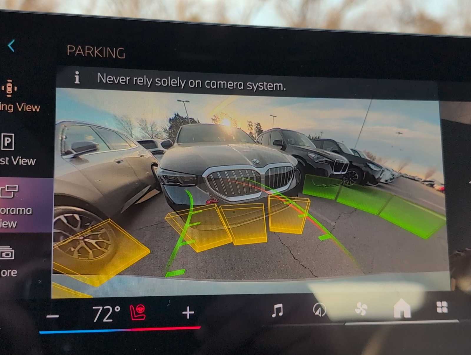 Thumbnail: 2026 BMW i5 - 28