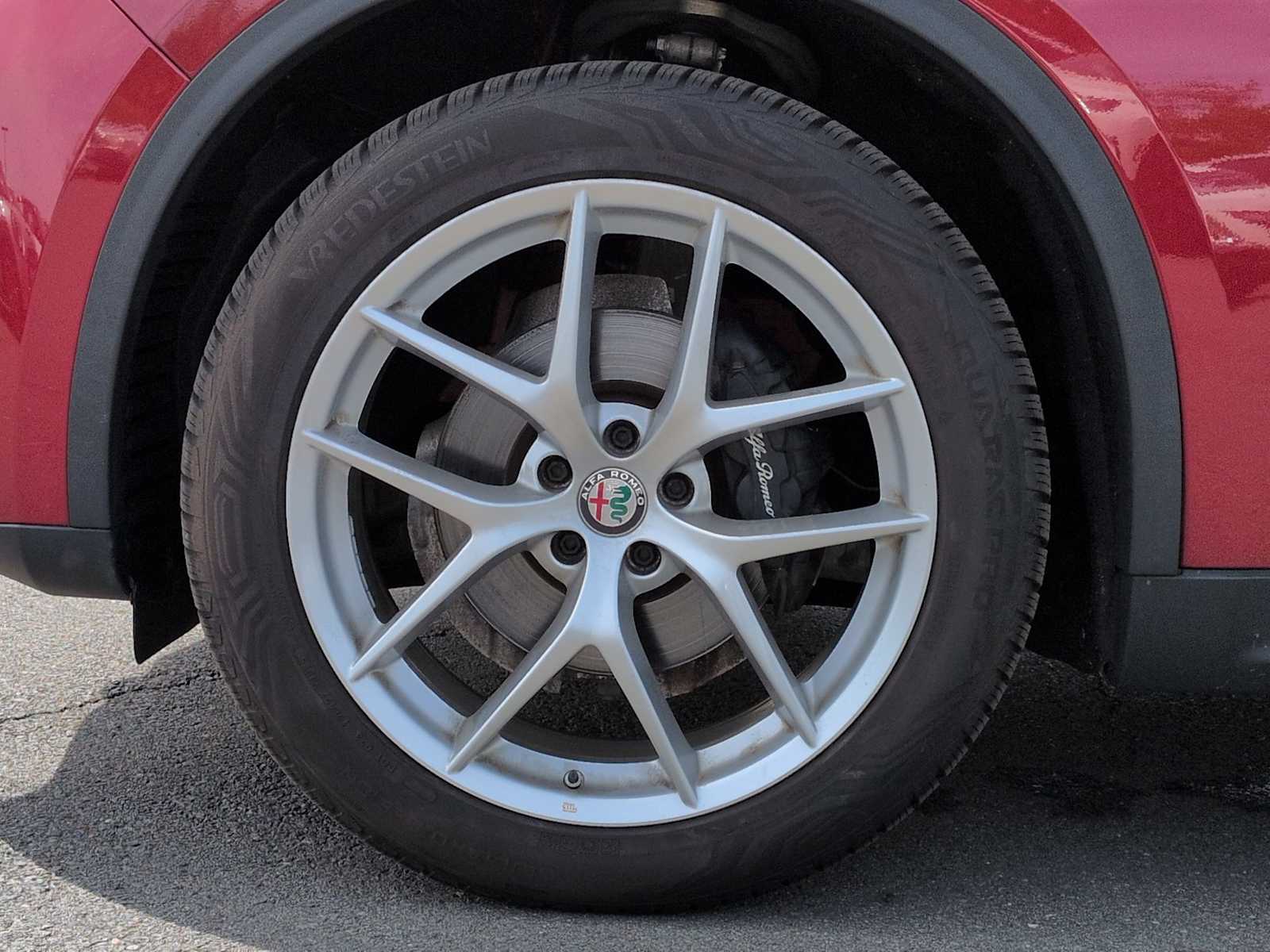 Thumbnail: 2019 Alfa Romeo Stelvio - 14