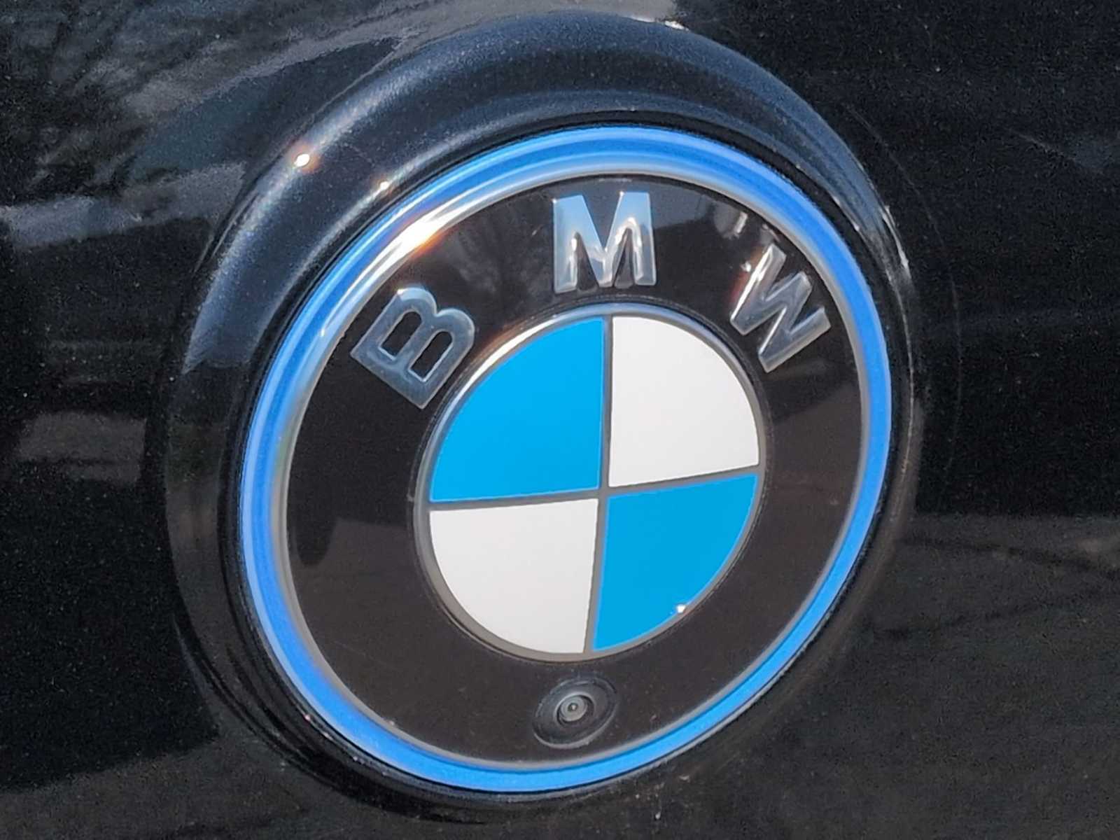 Thumbnail: 2024 BMW iX - 12