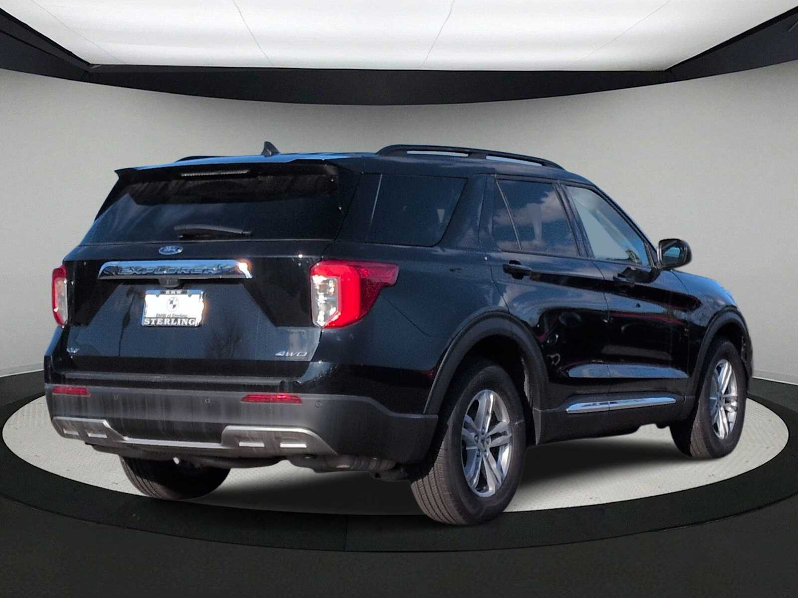 Thumbnail: 2023 Ford Explorer - 8