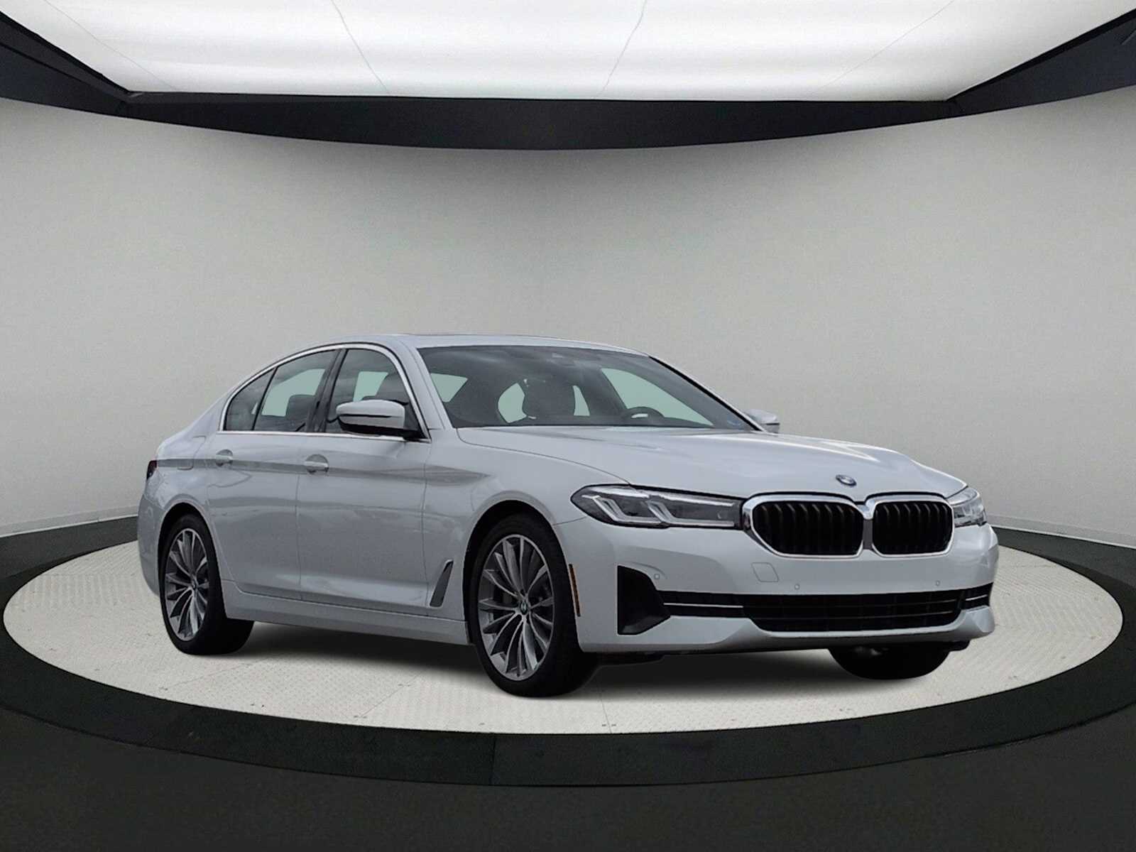 Thumbnail: 2021 BMW 5 Series - 2