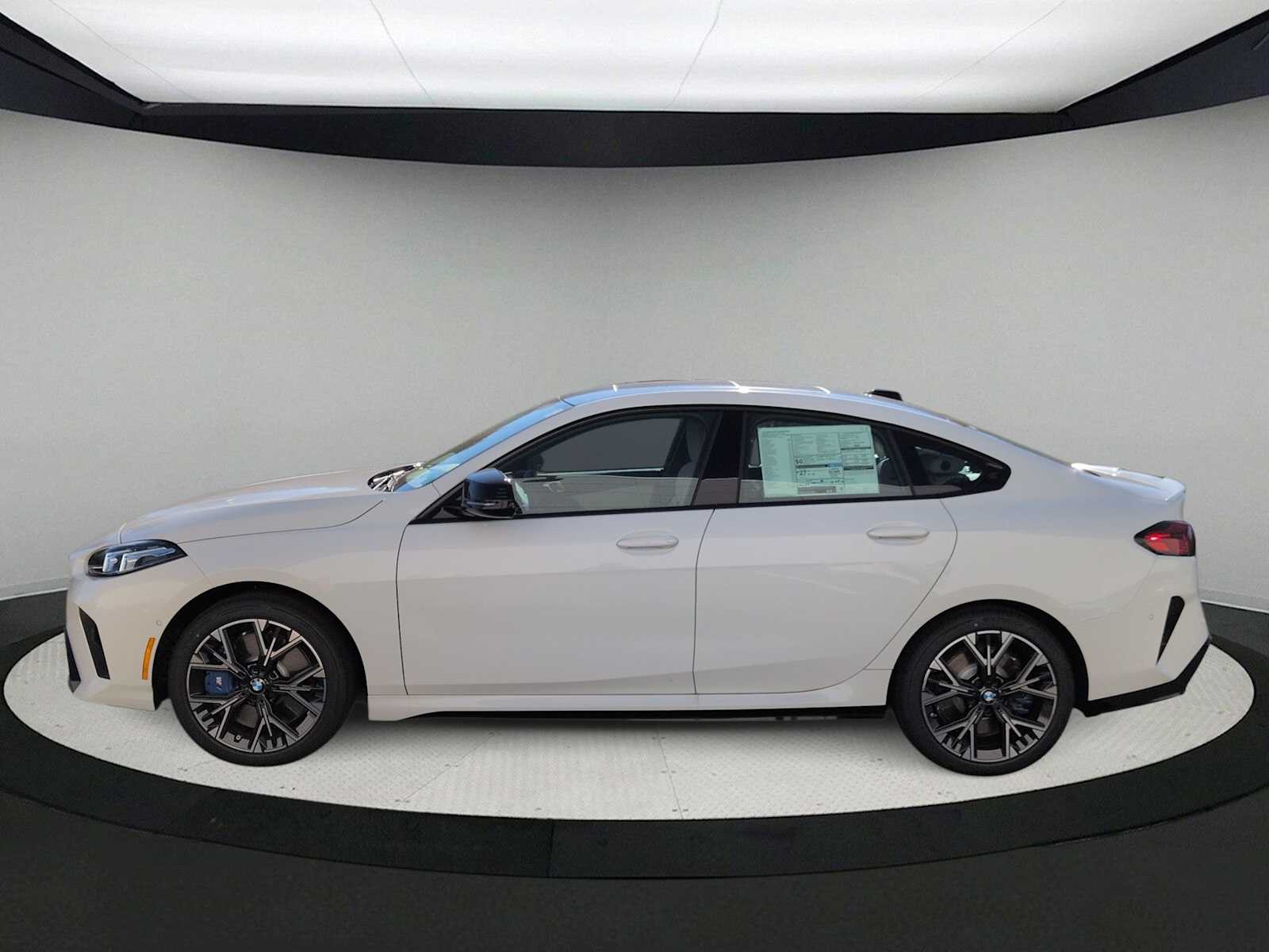 Thumbnail: 2026 BMW 2 Series - 5