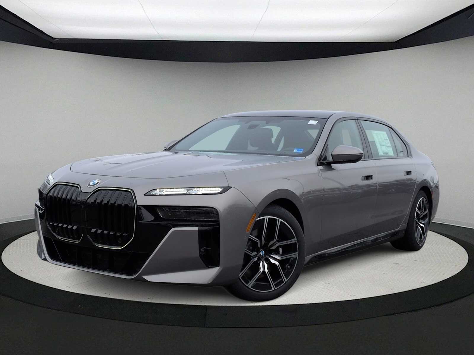 Thumbnail: 2026 BMW 7 Series - 1