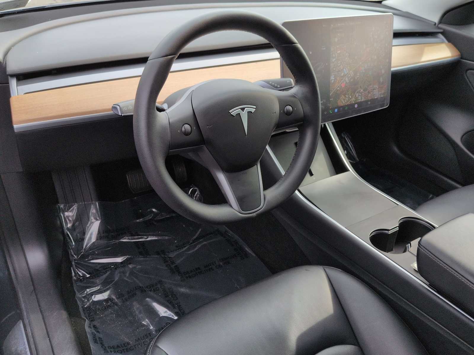 Thumbnail: 2019 Tesla Model 3 - 10
