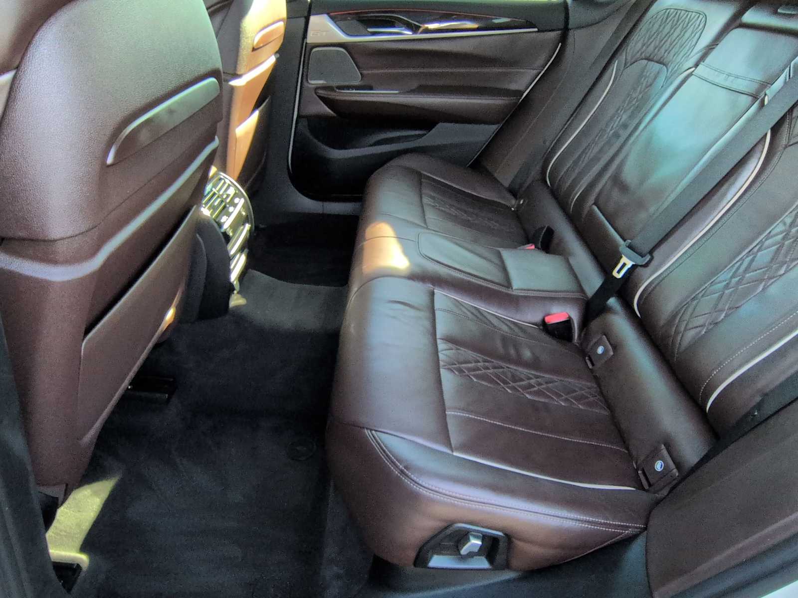 Thumbnail: 2018 BMW 6 Series - 21