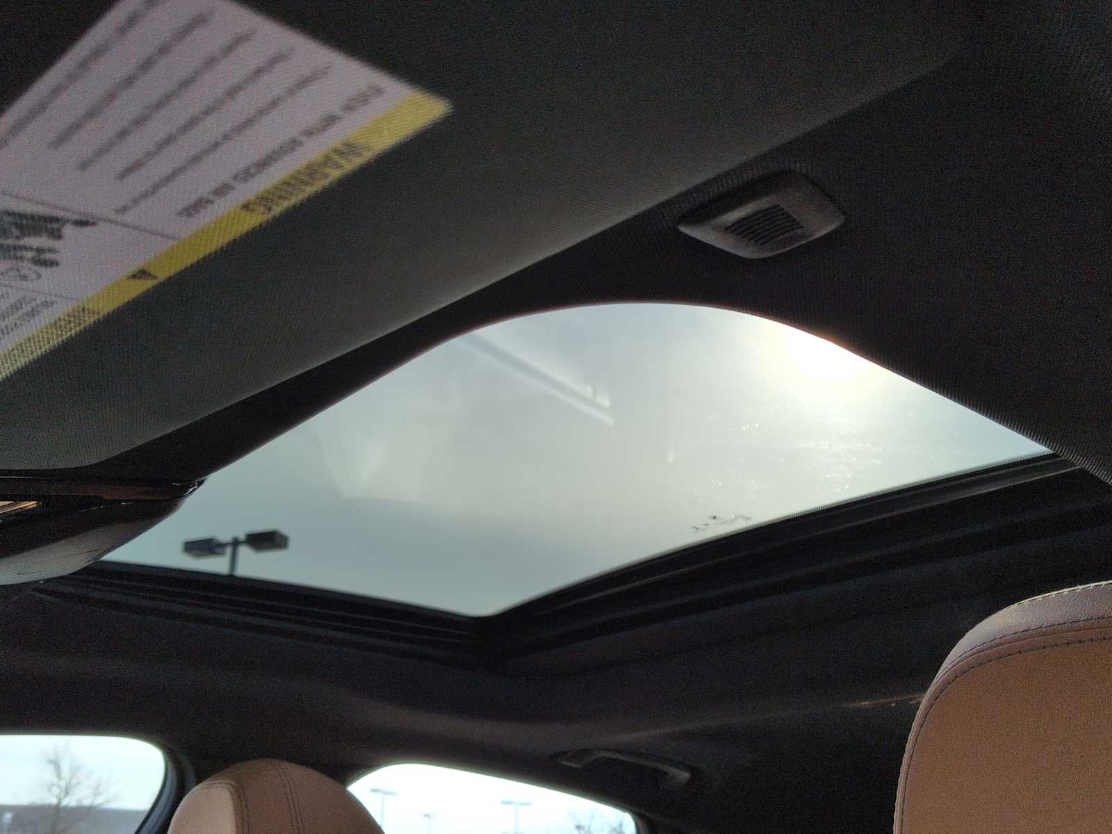 Thumbnail: 2023 BMW i4 - 20