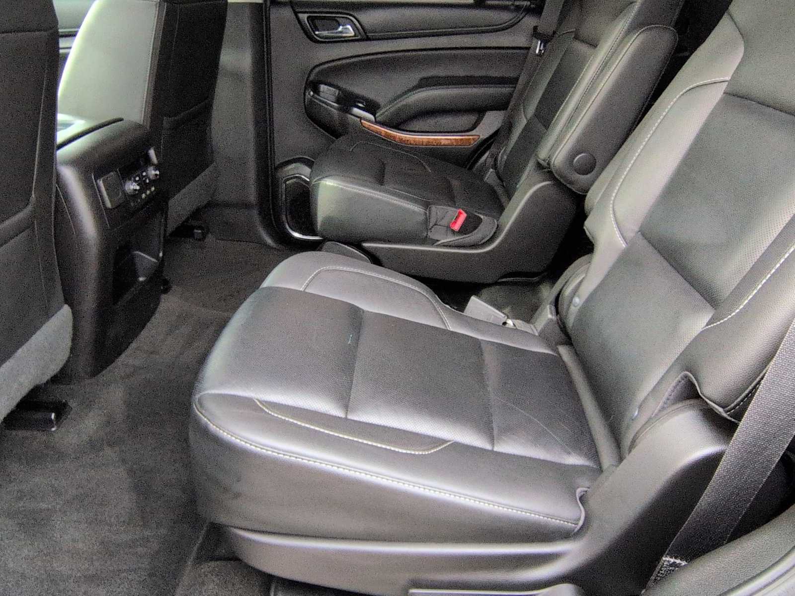 Thumbnail: 2018 Chevrolet Tahoe - 21