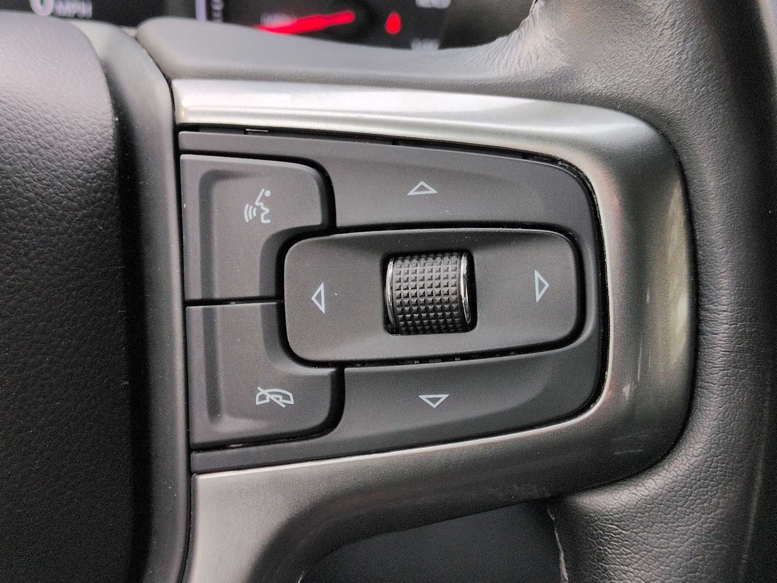 Thumbnail: 2021 Chevrolet Silverado 1500 - 25