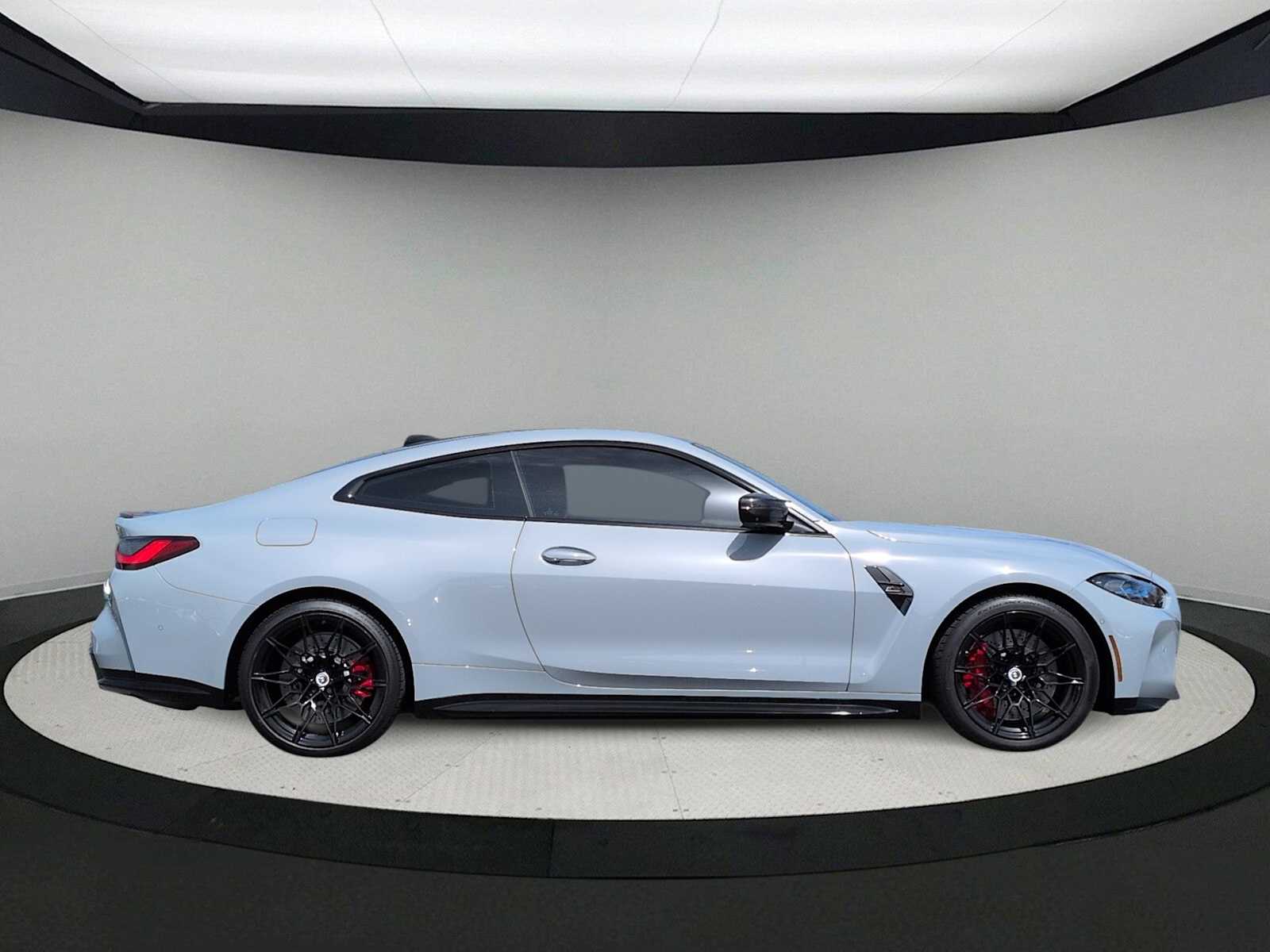 Thumbnail: 2023 BMW M4 - 9