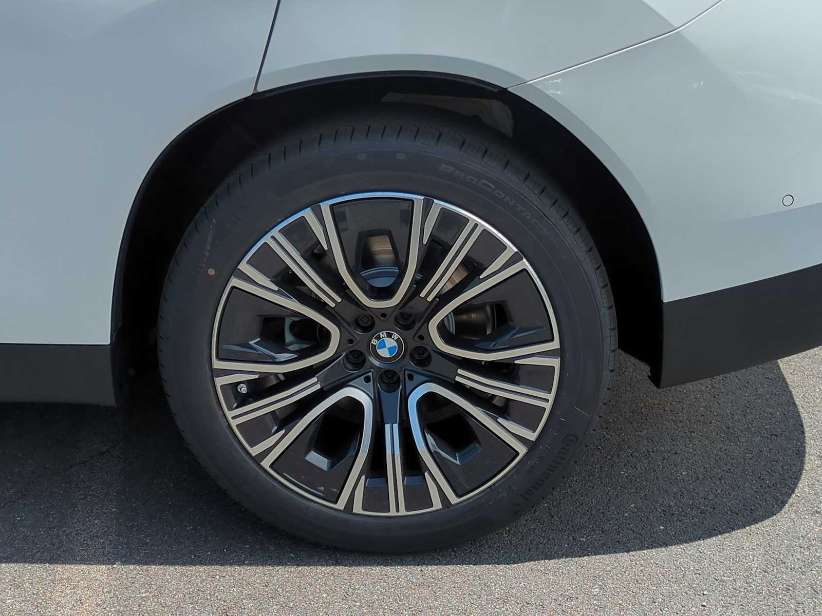 Thumbnail: 2025 BMW X3 - 13