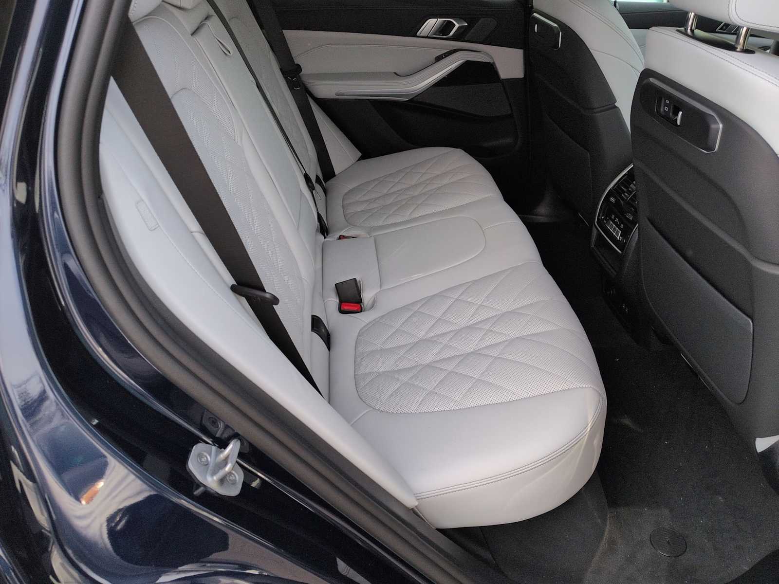 Thumbnail: 2026 BMW X5 - 22