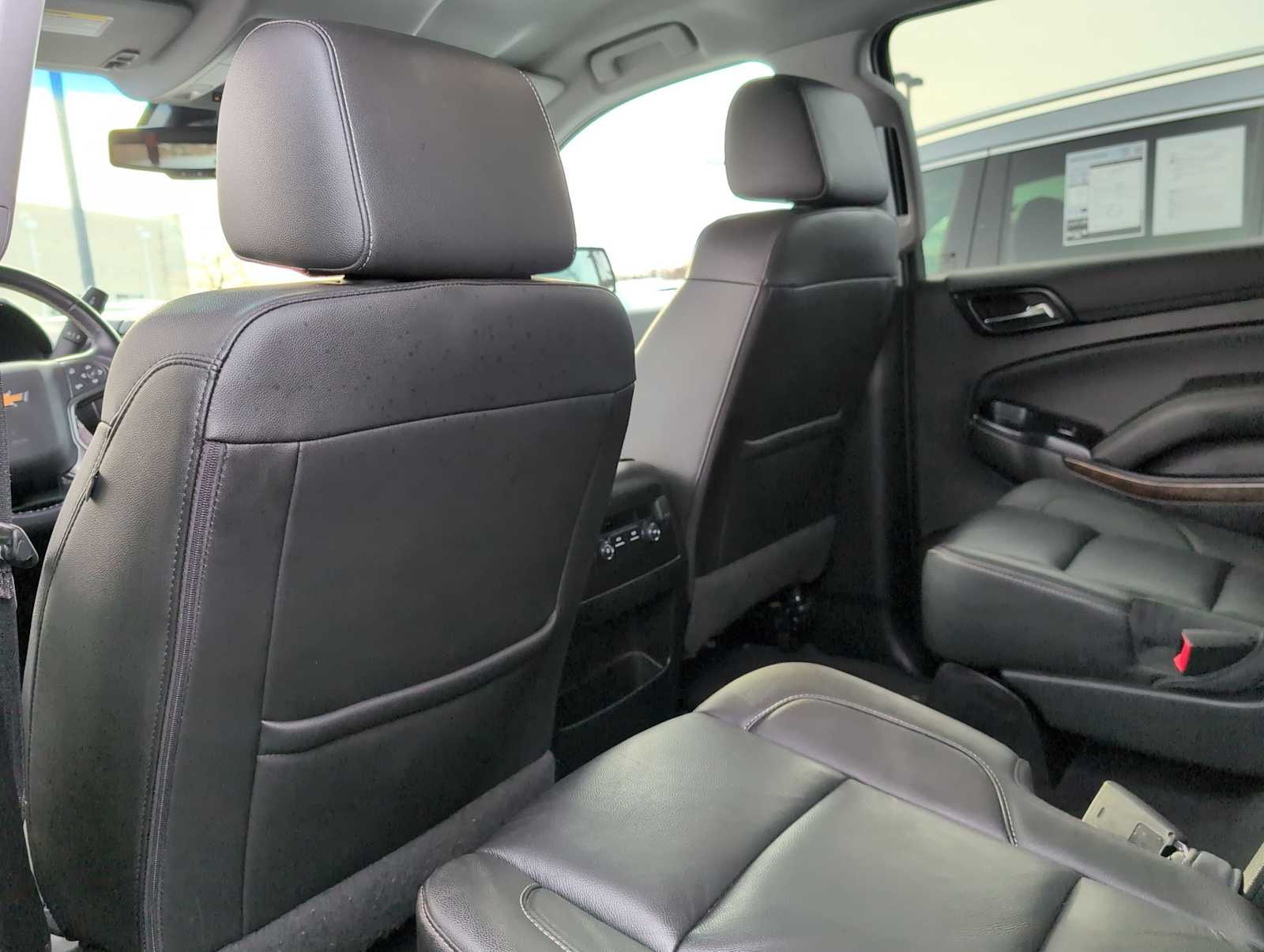 Thumbnail: 2019 Chevrolet Tahoe - 18