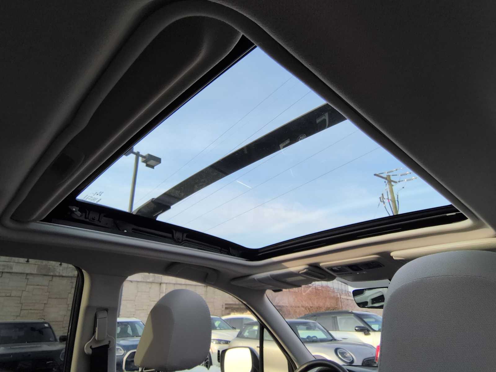 Thumbnail: 2017 Subaru Forester - 22