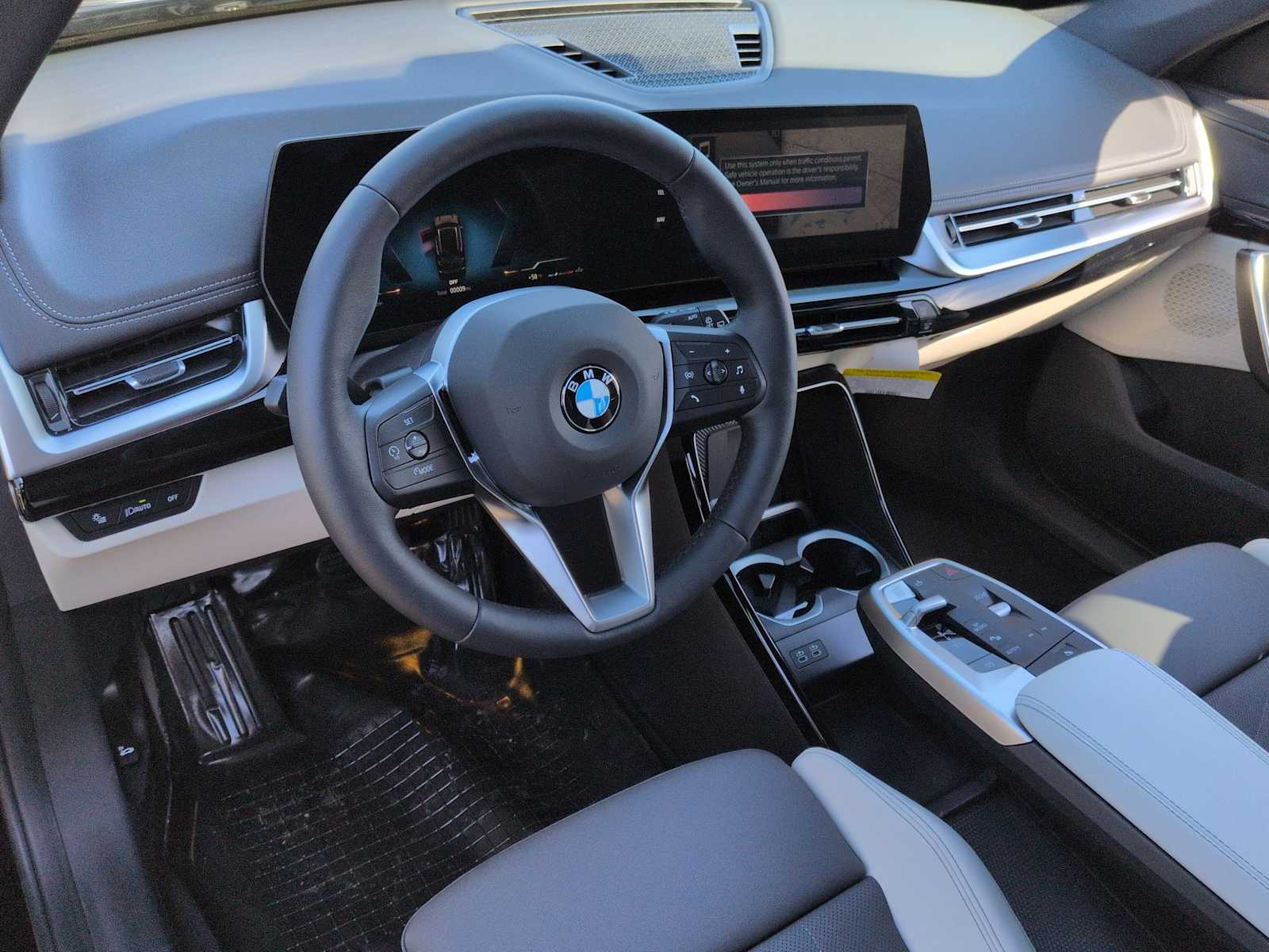 Thumbnail: 2026 BMW X1 - 10