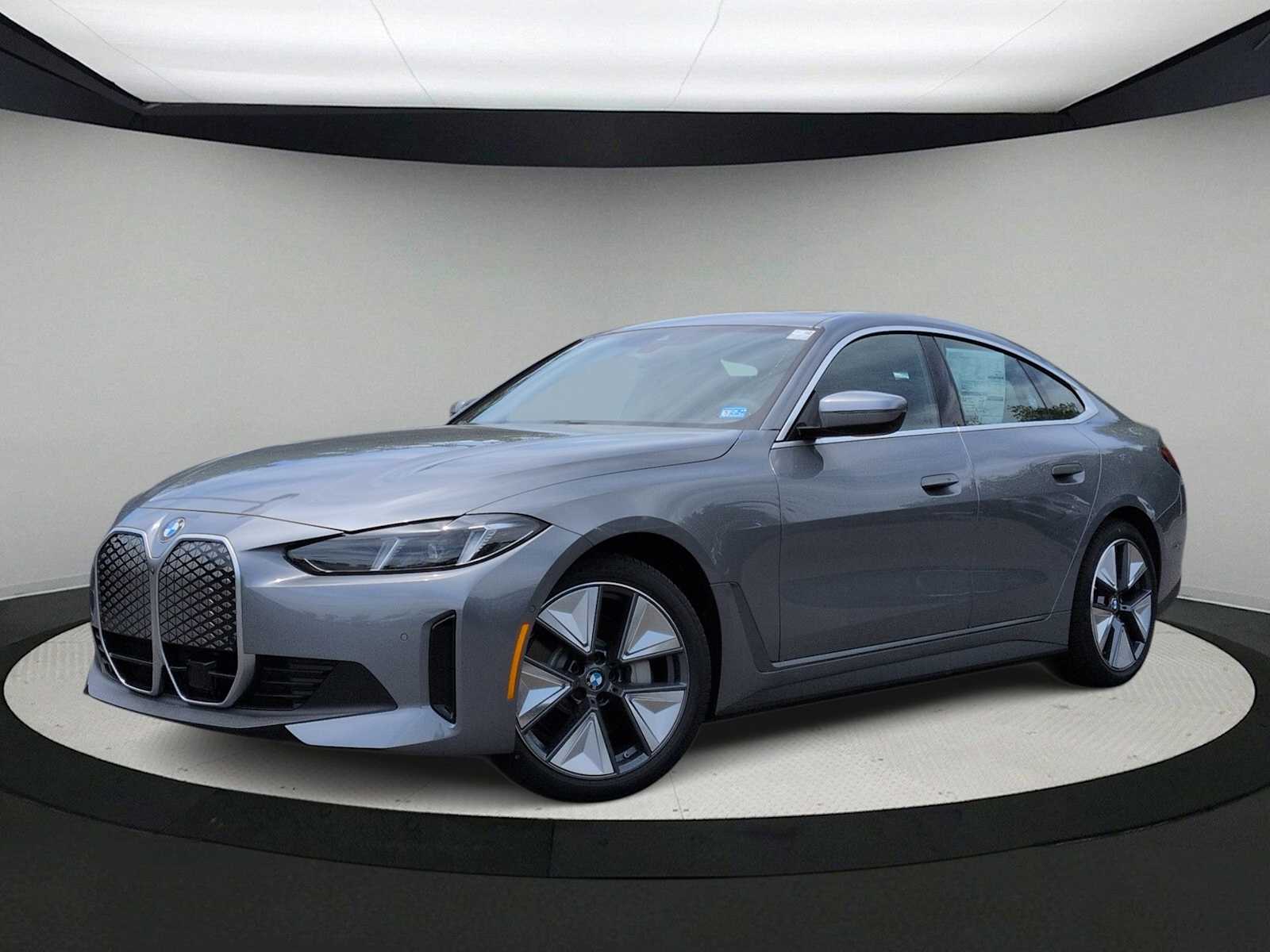 Thumbnail: 2026 BMW i4 - 1